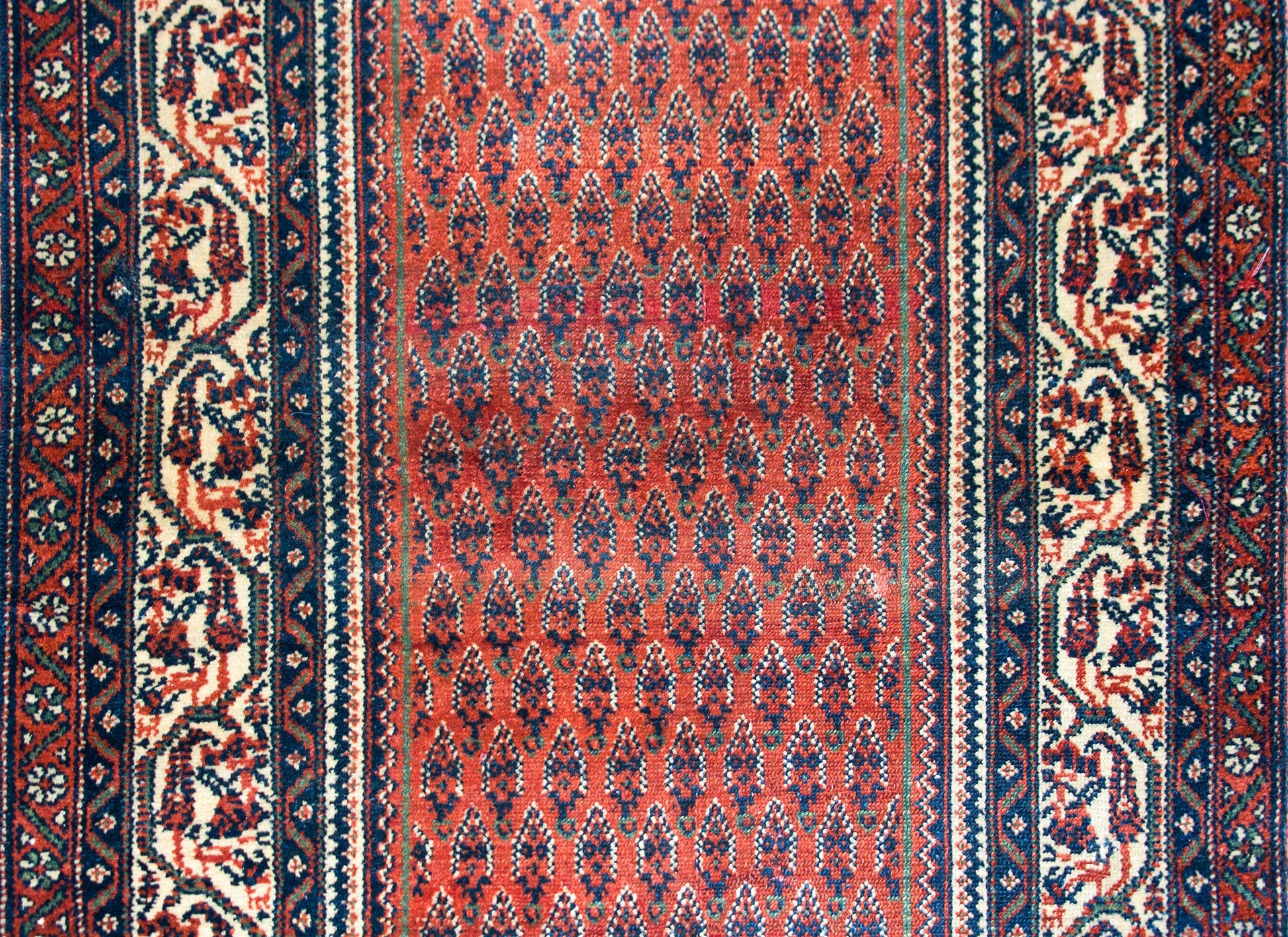 Early 20th Century Persian Seraband Rug For Sale