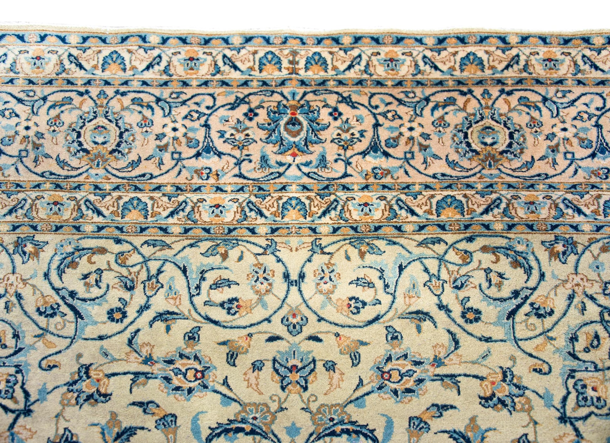 Early 20th Century Persian Kashan Rug For Sale