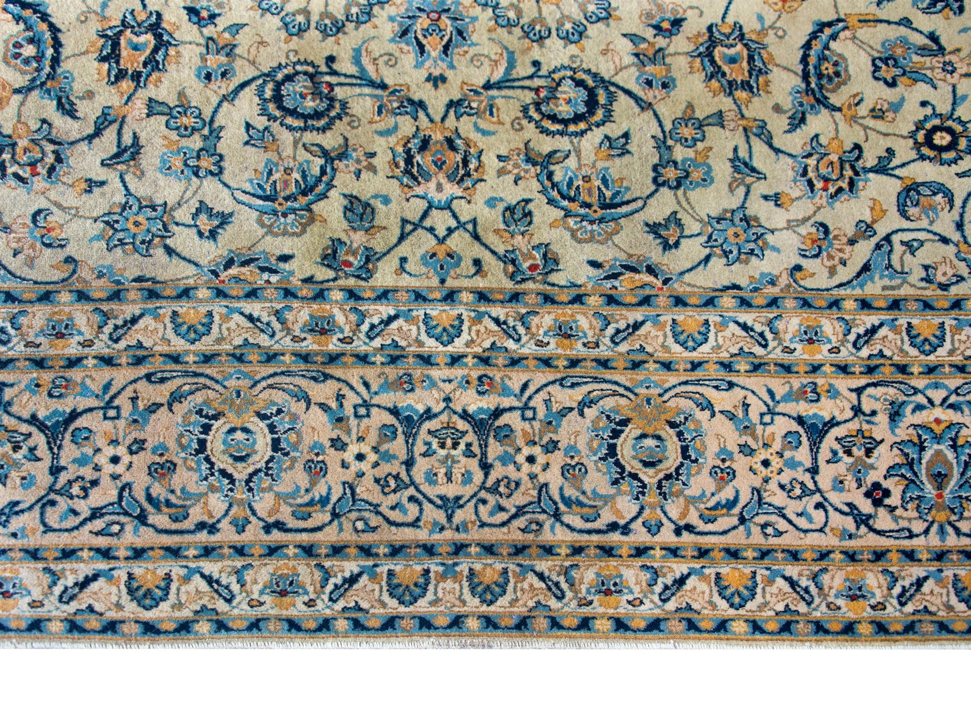 Early 20th Century Persian Kashan Rug For Sale