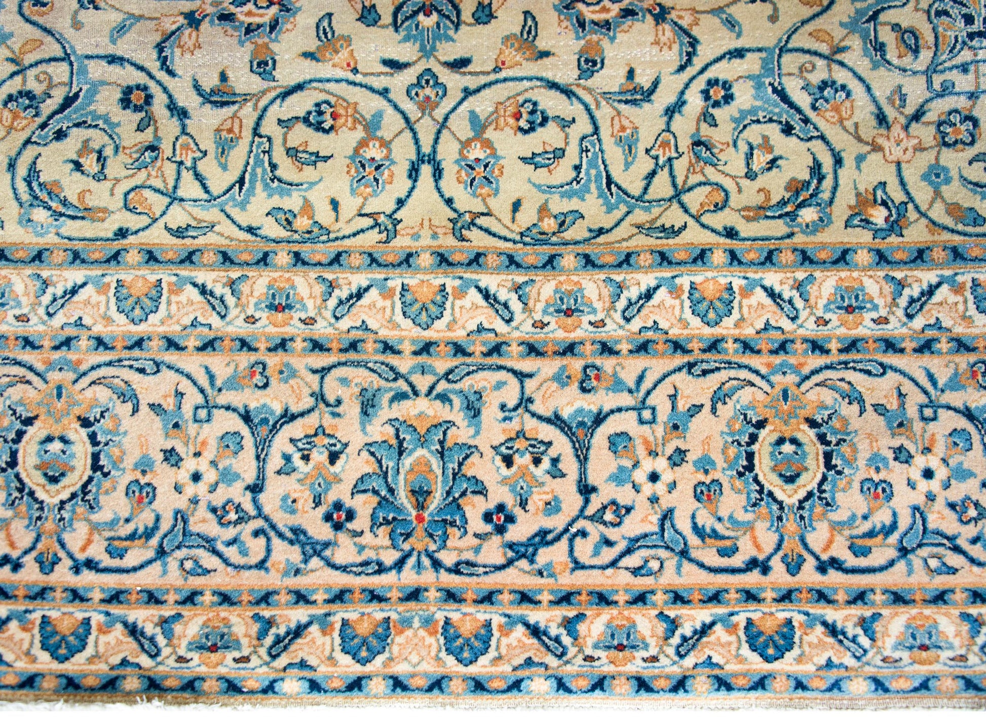 Early 20th Century Persian Kashan Rug For Sale