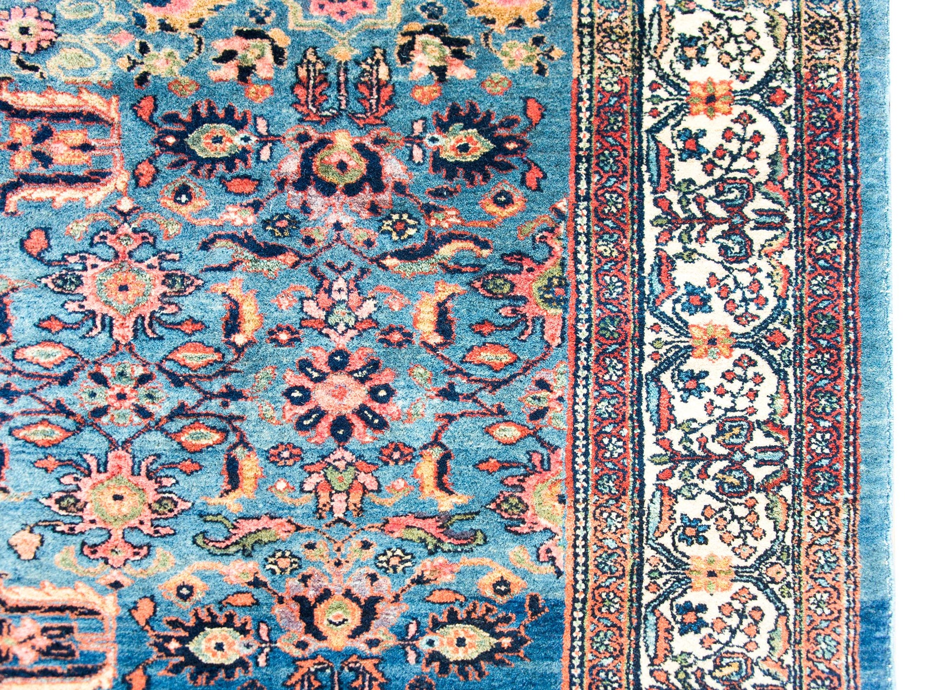 Early 20th Century Persian Bibikibad Rug For Sale