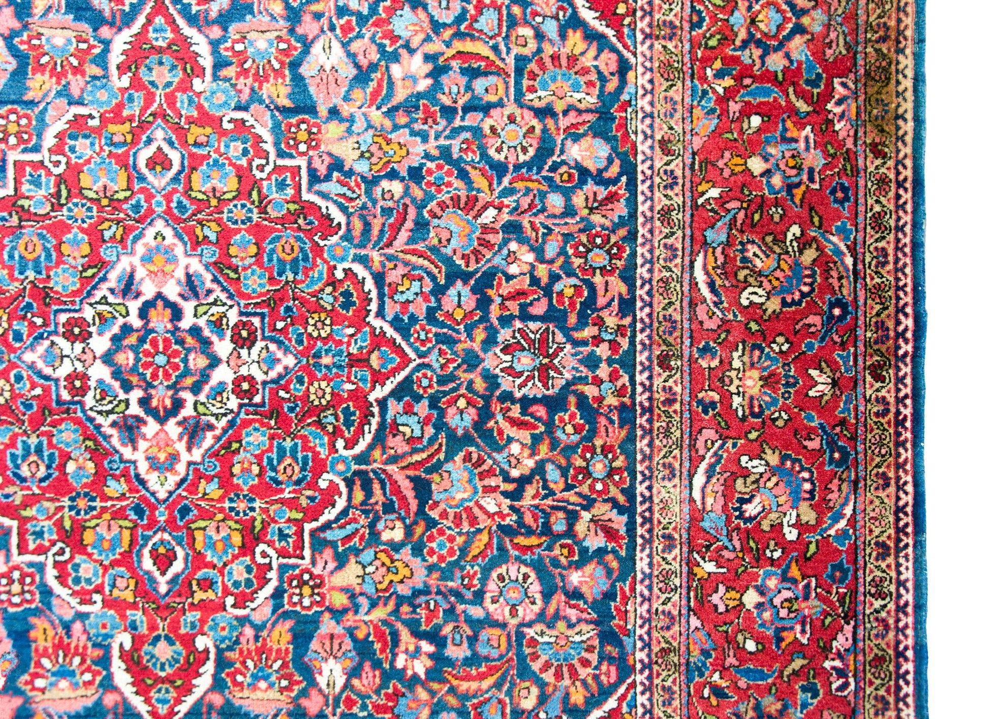 Early 20th Century Persian Kashan Rug For Sale