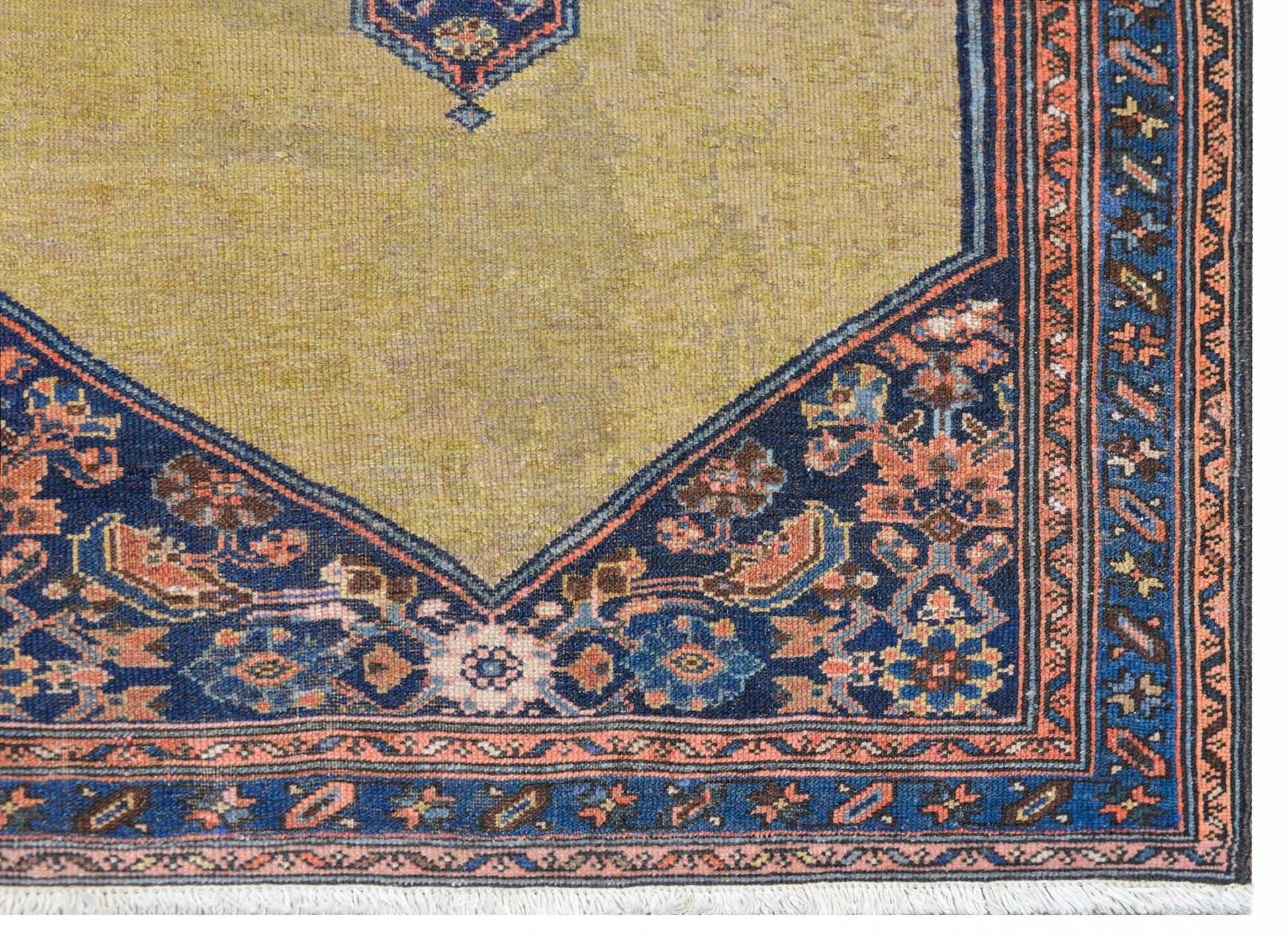 Fabulous Early 20th Century Serab Rug For Sale