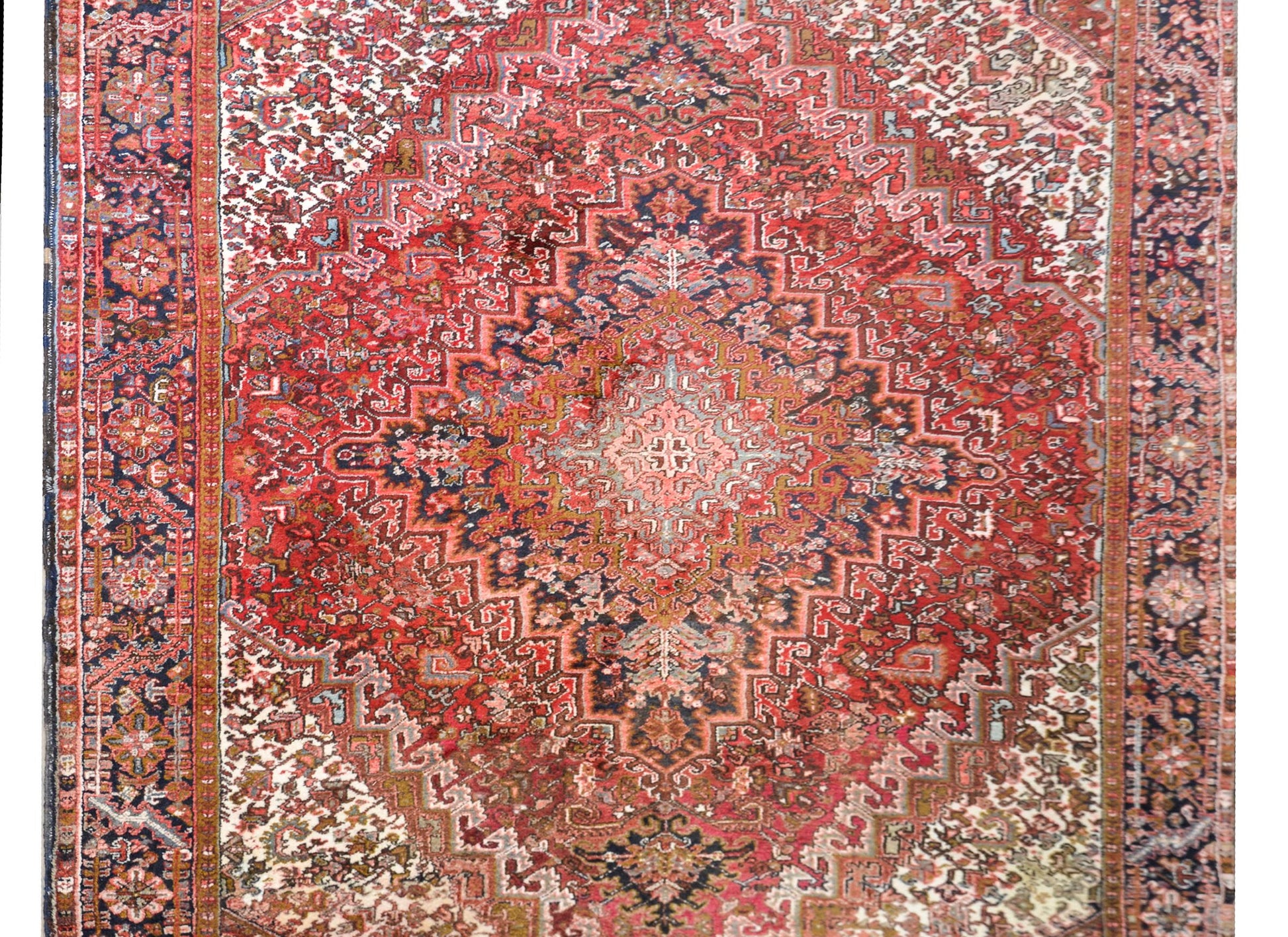Late 20th Century Persian Heriz Rug For Sale