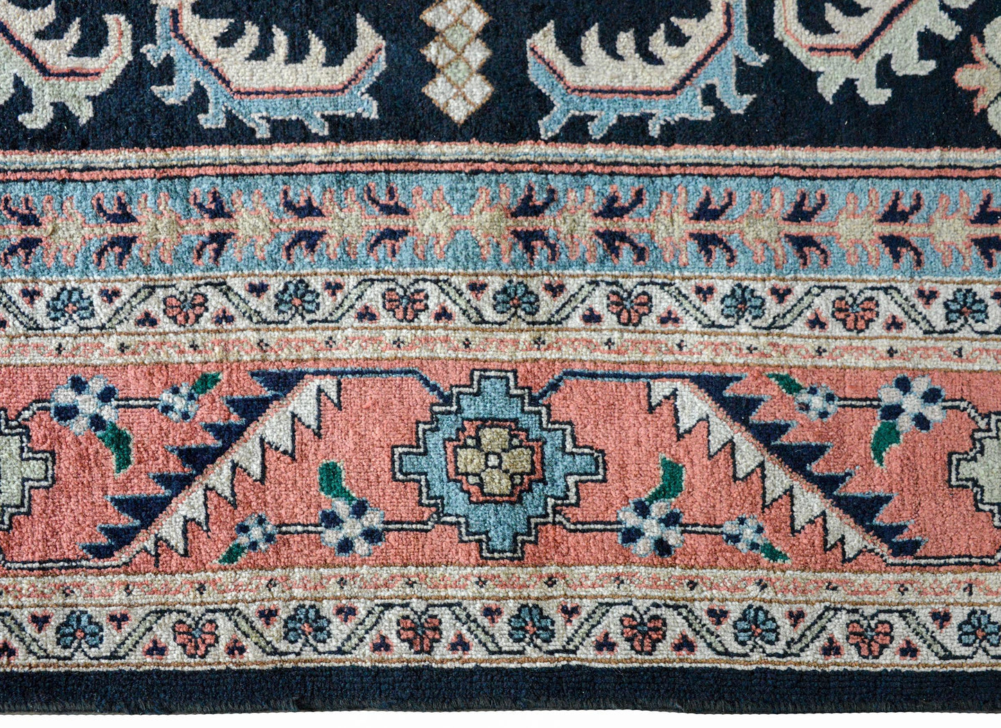 Vintage Persian Heriz Rug For Sale