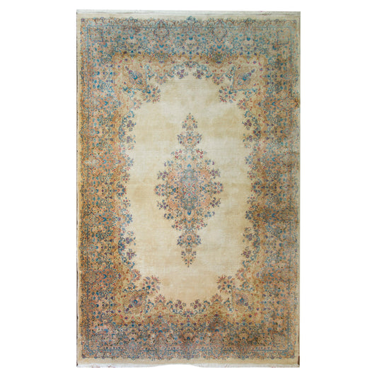 Early 20th Century Persian Kirman Rug For Sale