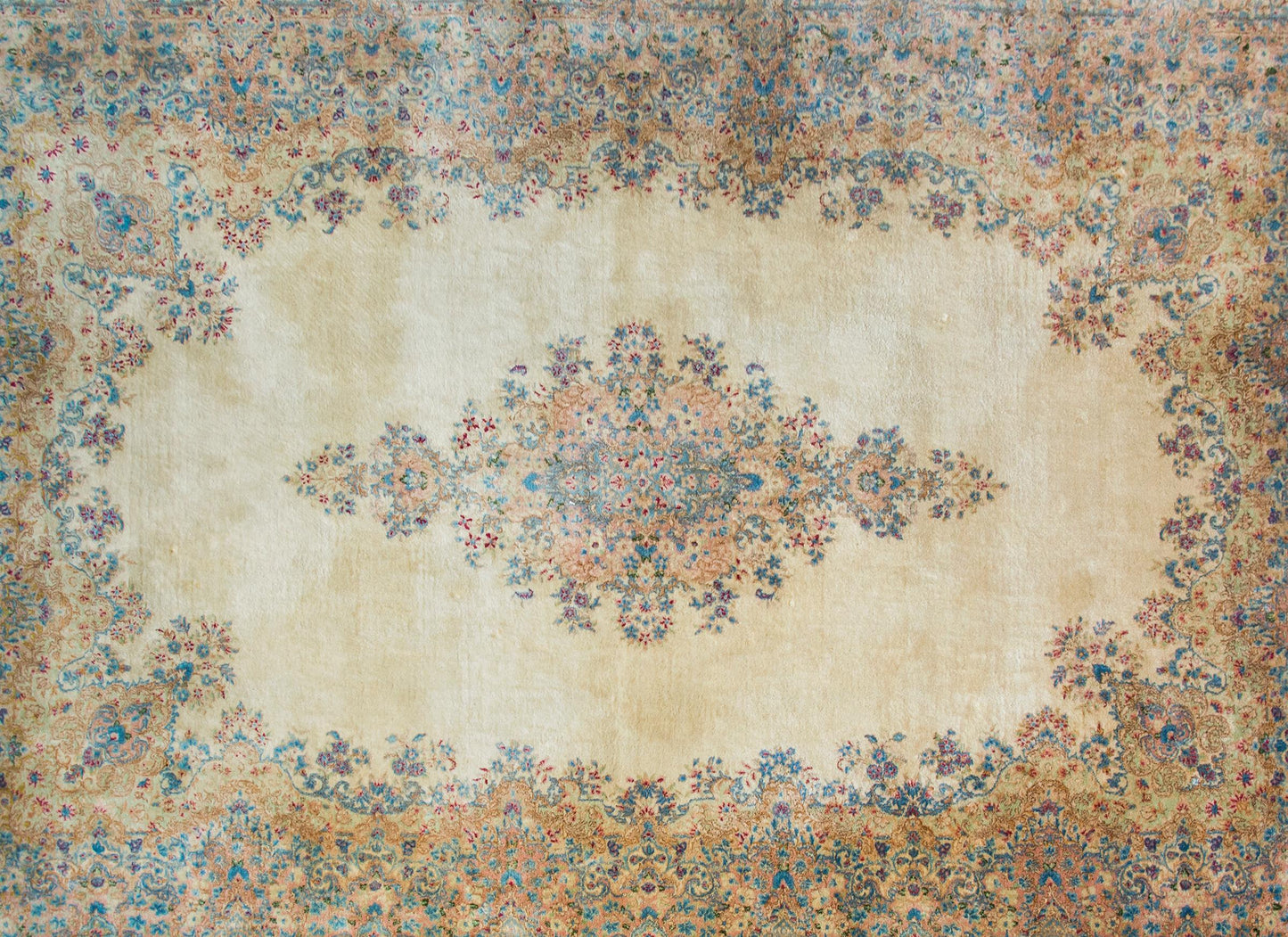 Early 20th Century Persian Kirman Rug For Sale