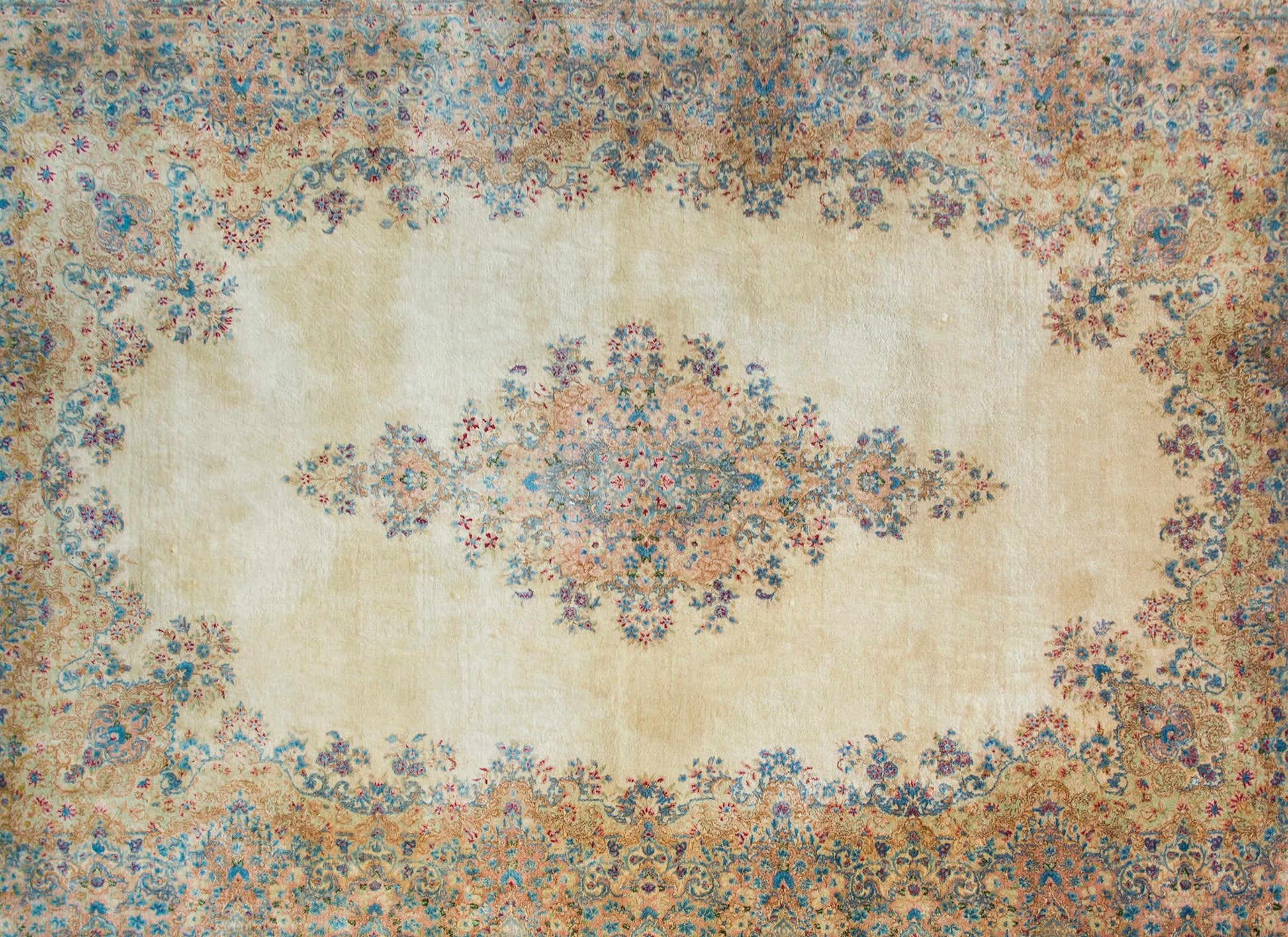 Early 20th Century Persian Kirman Rug For Sale