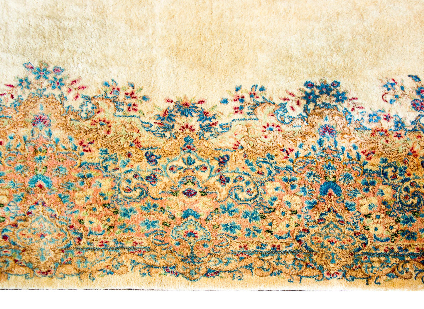 Early 20th Century Persian Kirman Rug For Sale