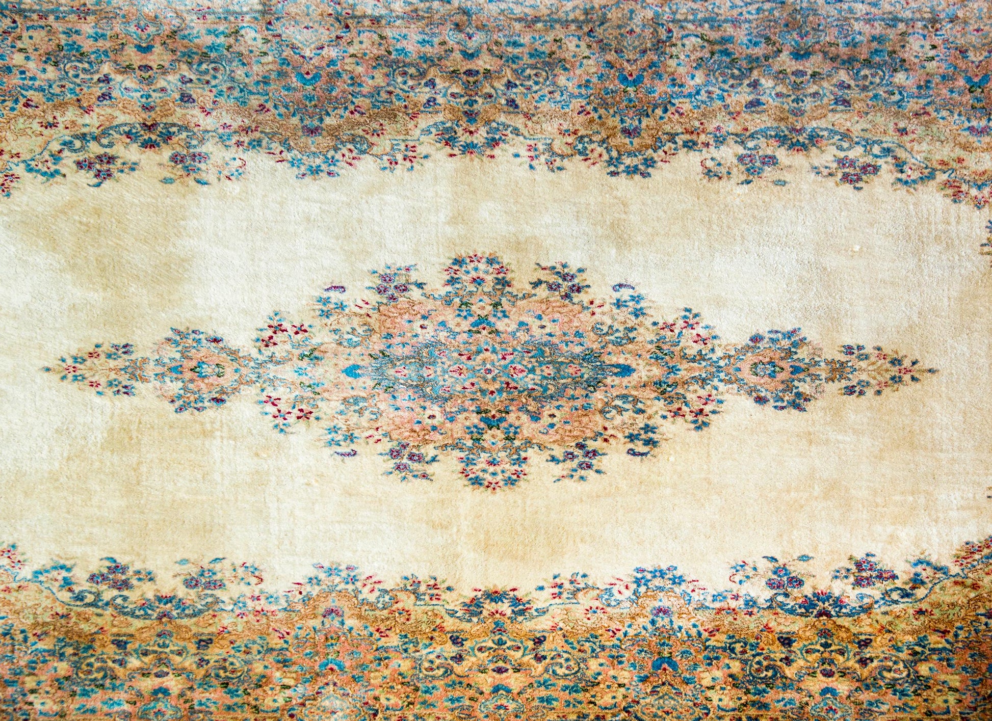 Early 20th Century Persian Kirman Rug For Sale