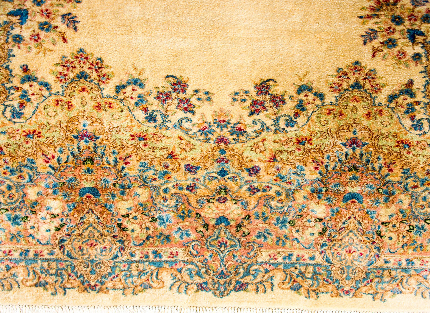 Early 20th Century Persian Kirman Rug For Sale