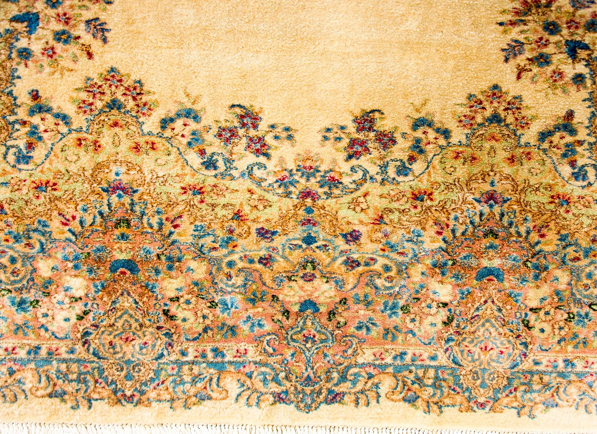 Early 20th Century Persian Kirman Rug For Sale