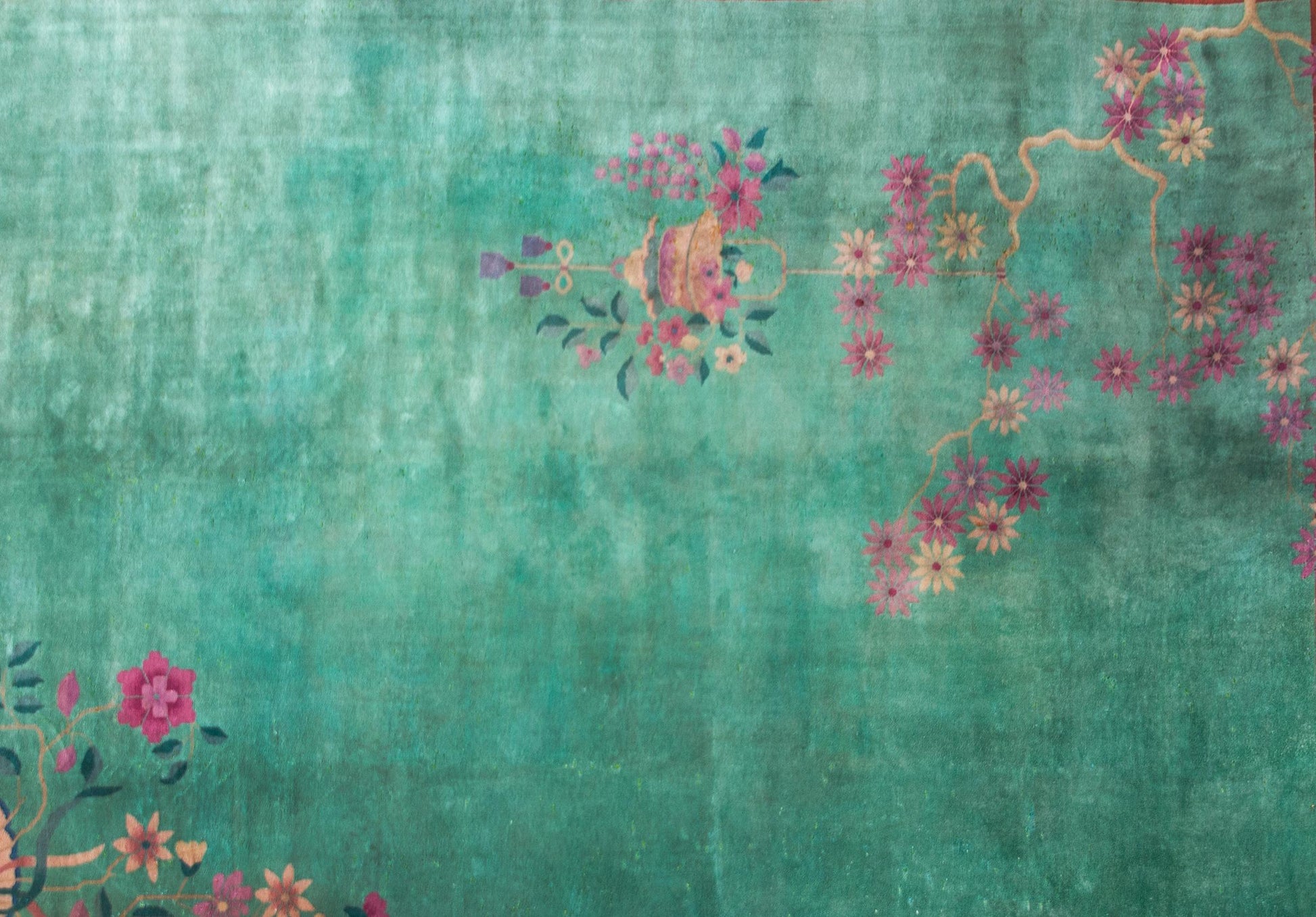Early 20th Century Chinese Art Deco Rug For Sale