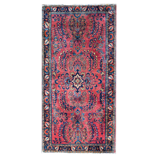 Early 20th Century Sarouk Rug For Sale