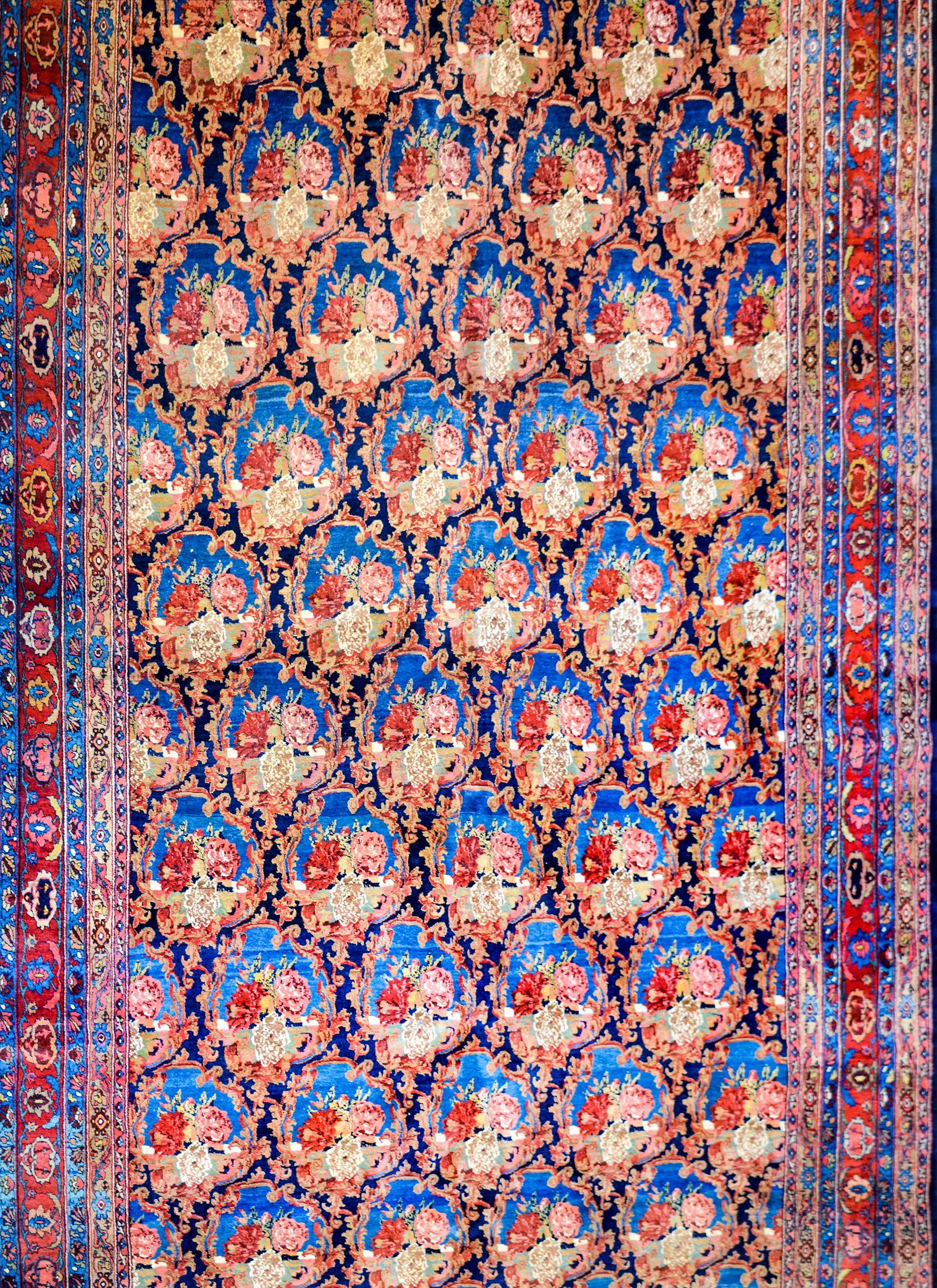 Early 20th Century Bidjar Rug For Sale