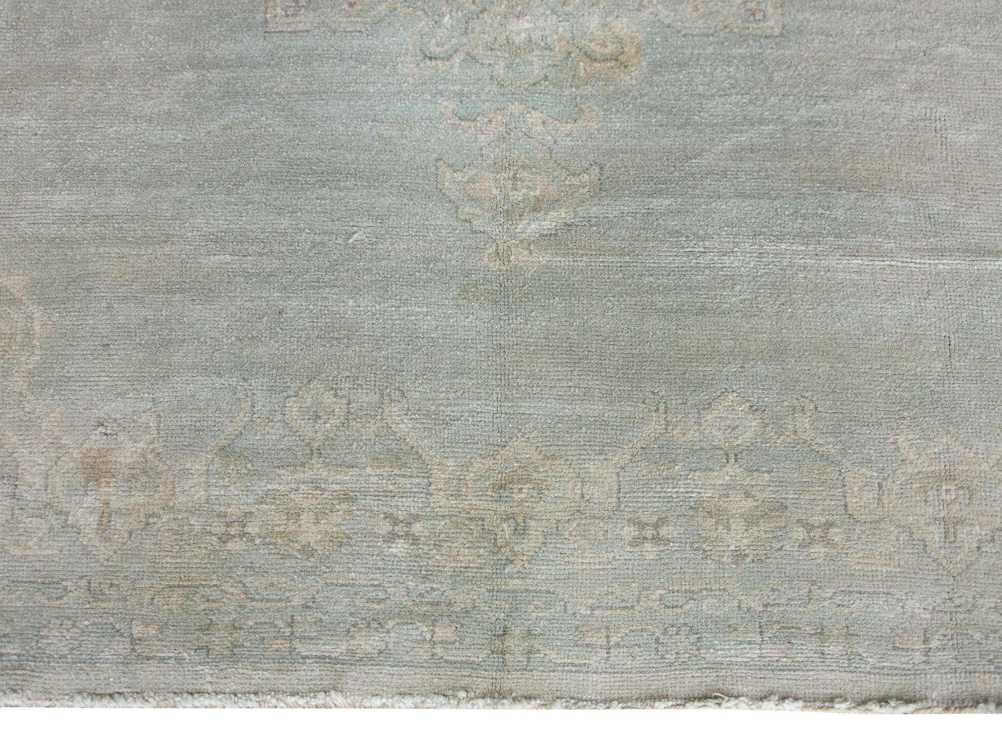 Mid-20th Century Turkish Oushak Rug For Sale