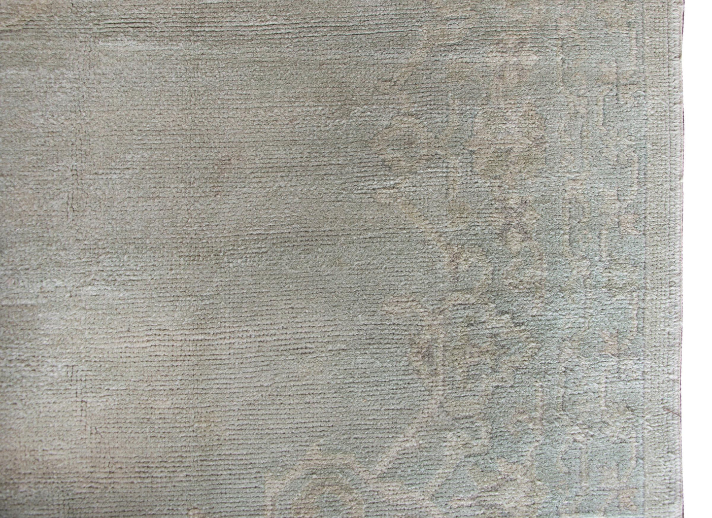 Mid-20th Century Turkish Oushak Rug For Sale
