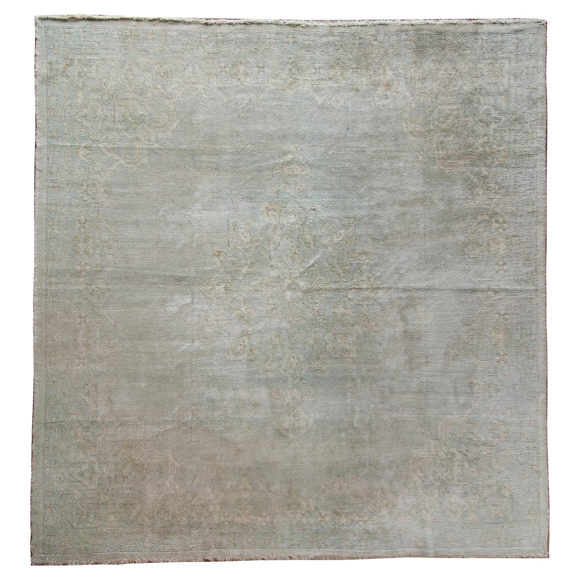 Mid-20th Century Turkish Oushak Rug For Sale