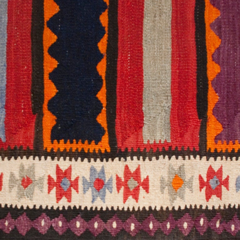 Early 20th Century Zarand Kilim Carpet For Sale