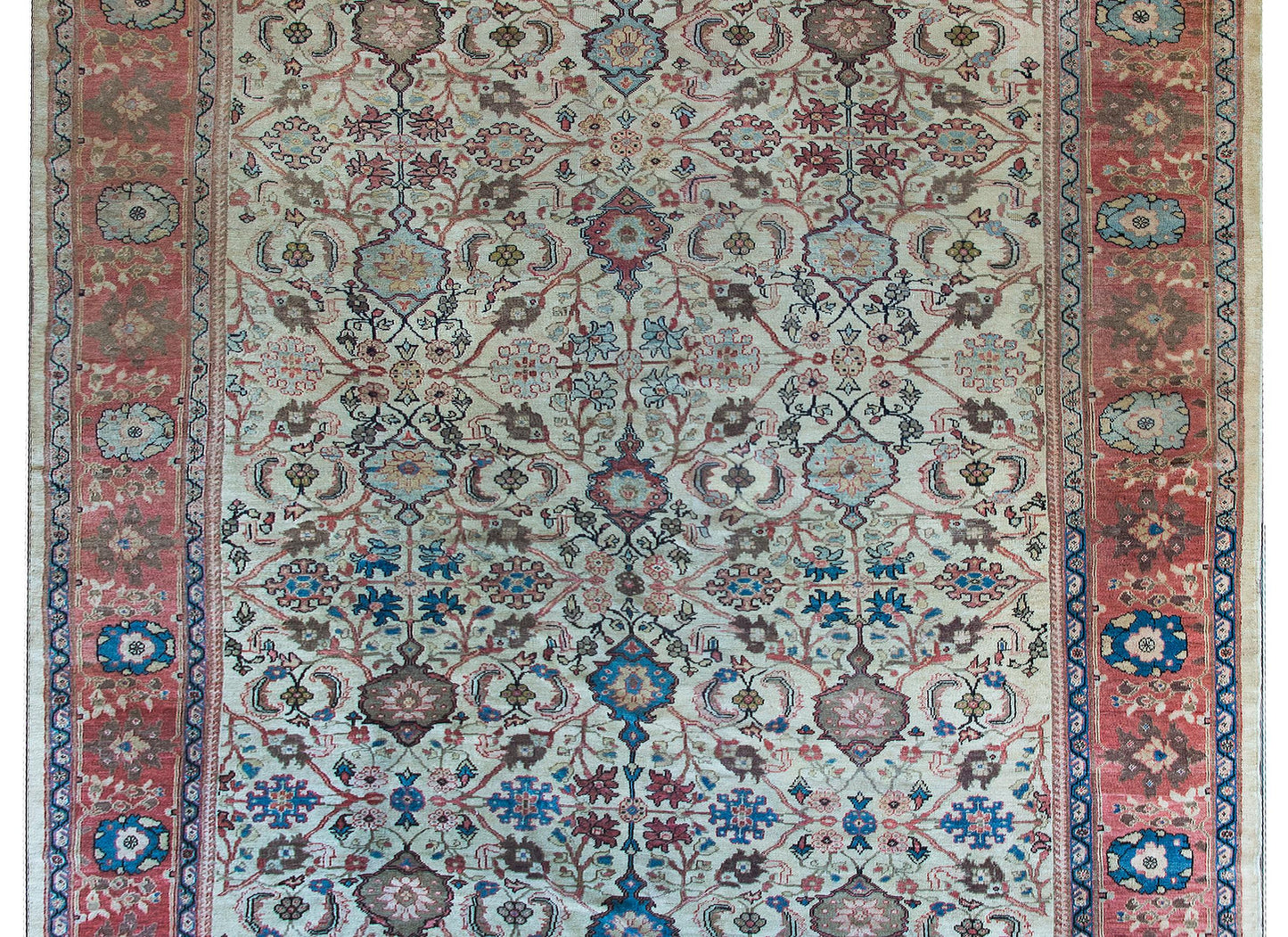 Early 20th Century Persian Sultanabad Rug For Sale