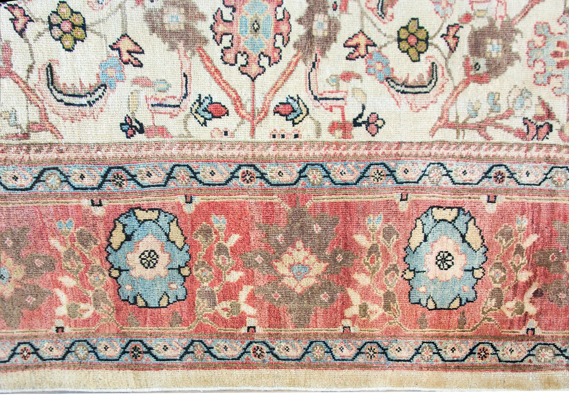 Early 20th Century Persian Sultanabad Rug For Sale