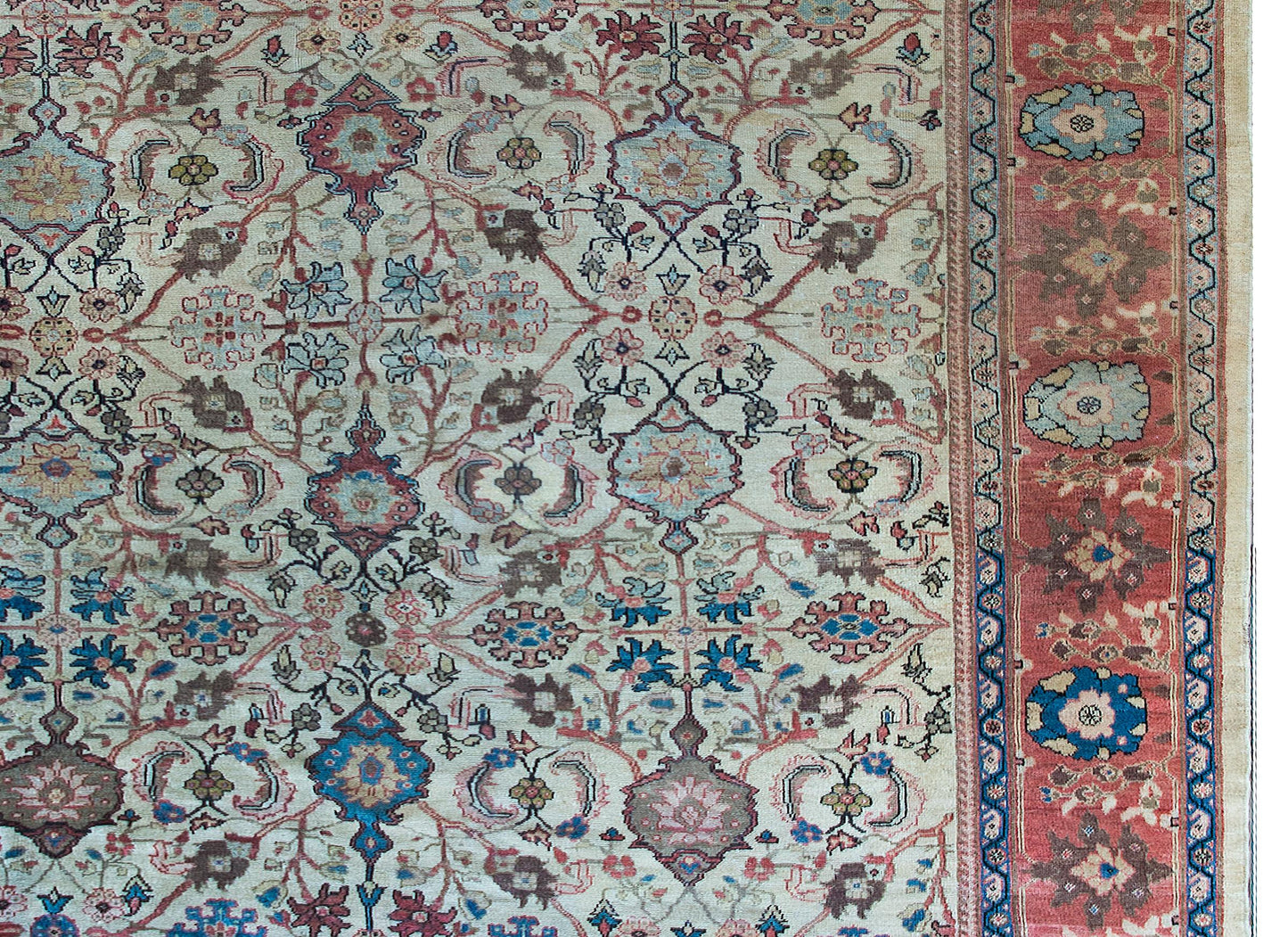 Early 20th Century Persian Sultanabad Rug For Sale