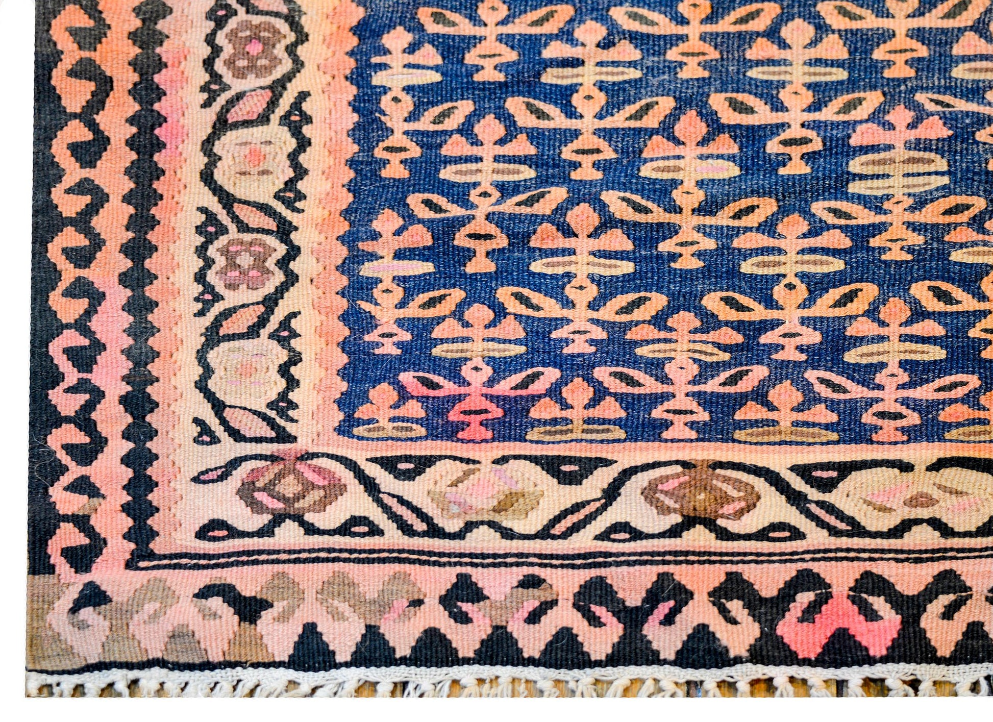 Gorgeous Early 20th Century Kurdish Kilim Rug For Sale