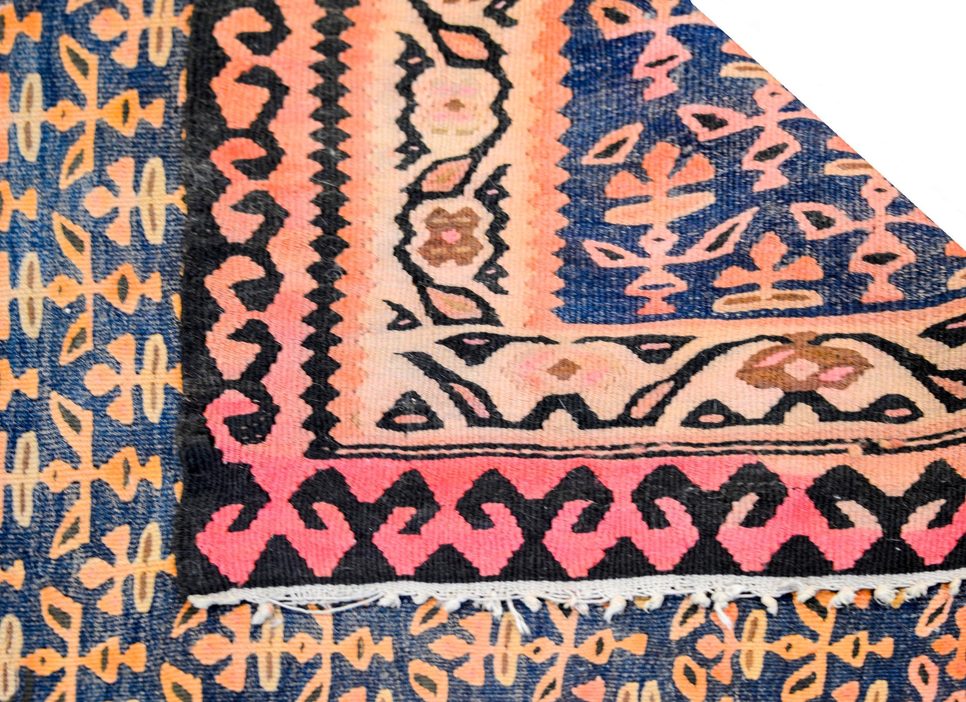 Gorgeous Early 20th Century Kurdish Kilim Rug For Sale
