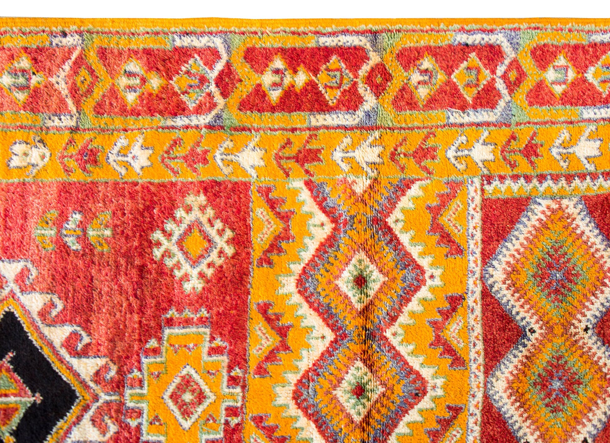 Vintage 20th Century Moroccan Rug For Sale