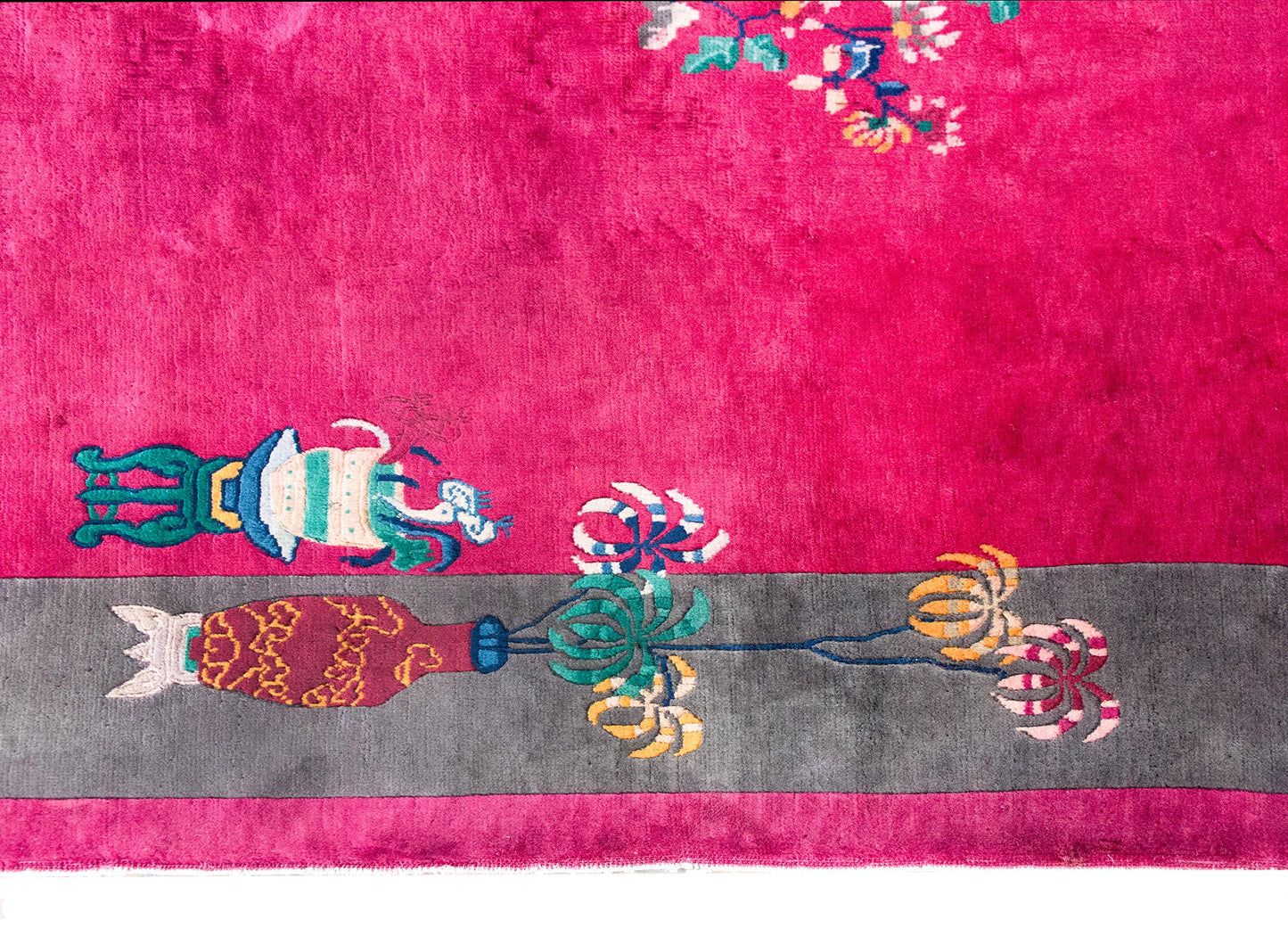 Early 20th Century Chinese Art Deco Rug For Sale