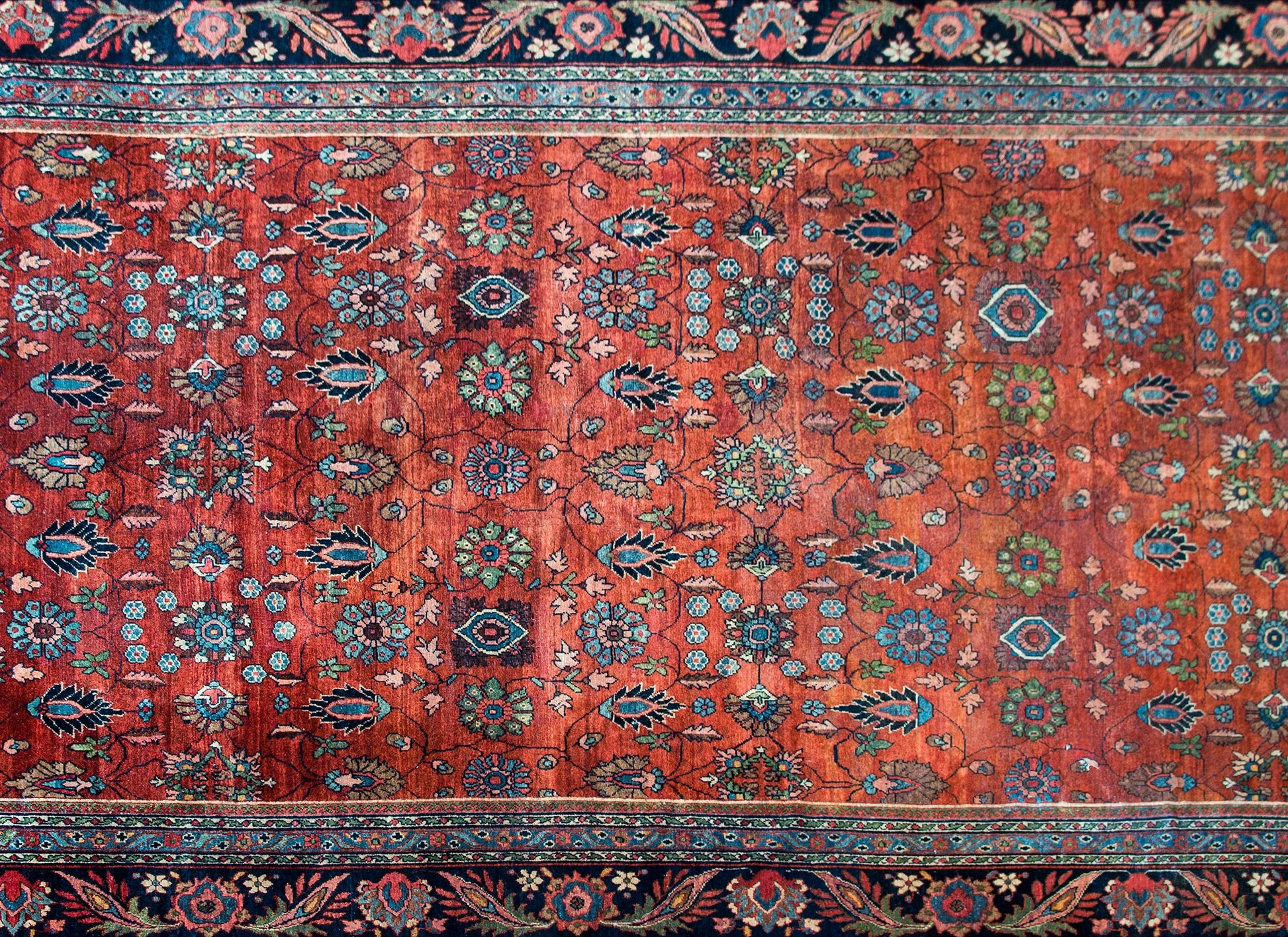 Early 20th Century Persian Sarouk Mahal Rug For Sale