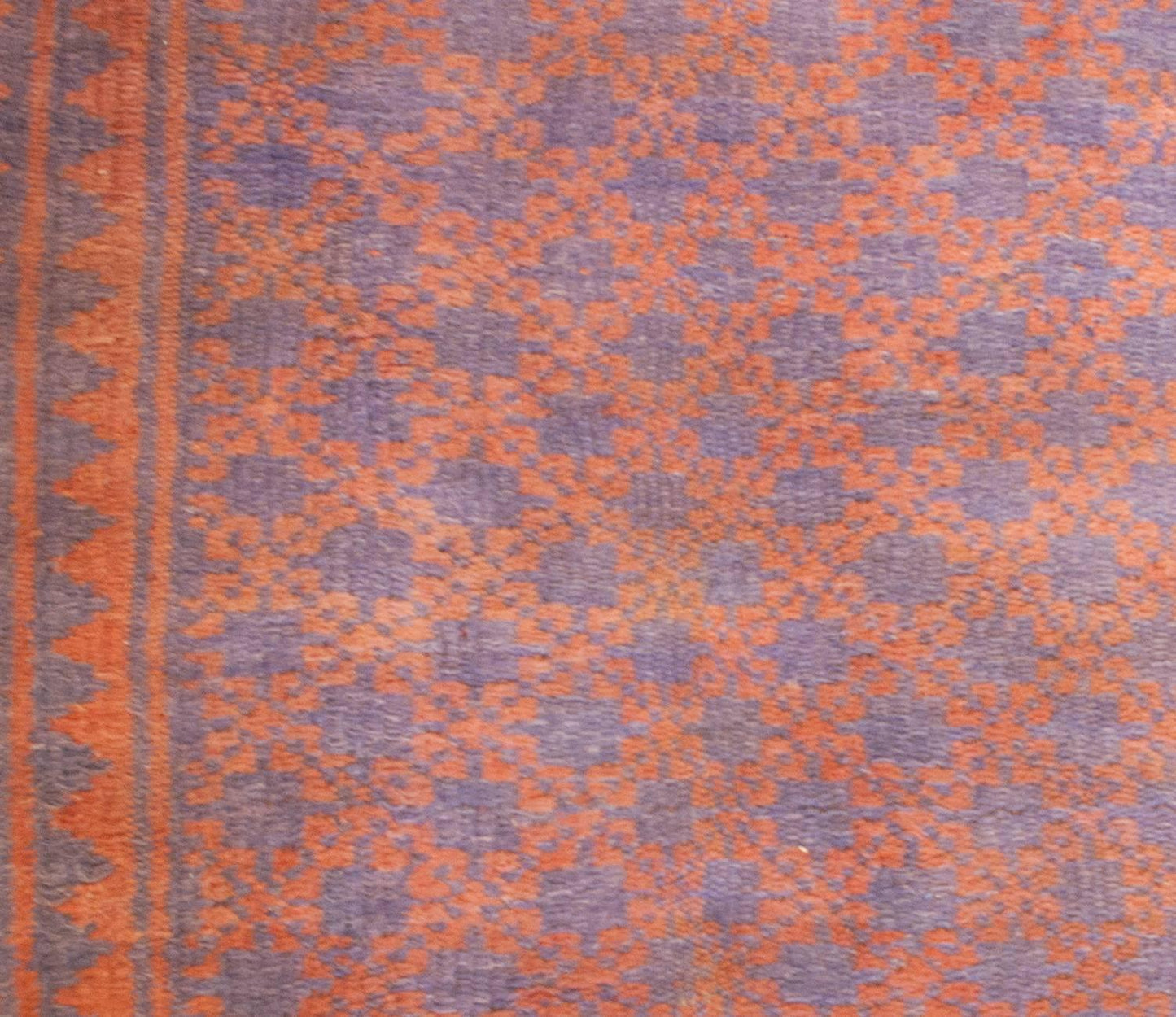 Early 20th Century Saveh Kilim Rug For Sale