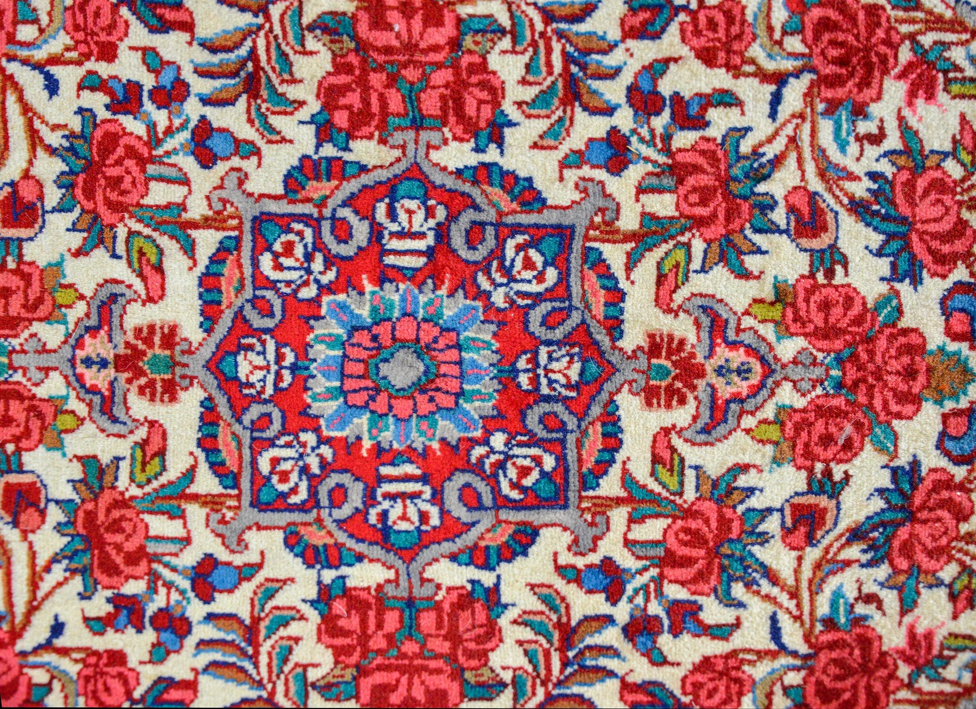 Wonderful Vintage Persian Bidjar Rug For Sale