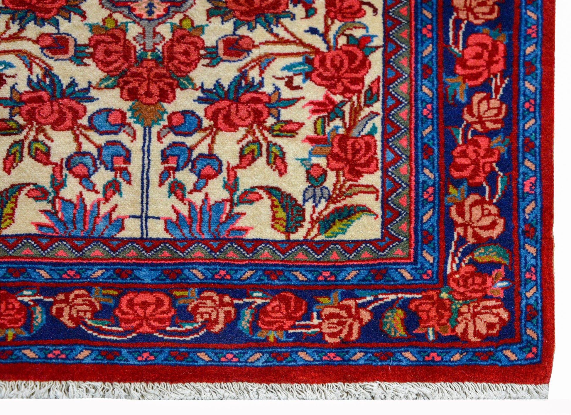 Wonderful Vintage Persian Bidjar Rug For Sale