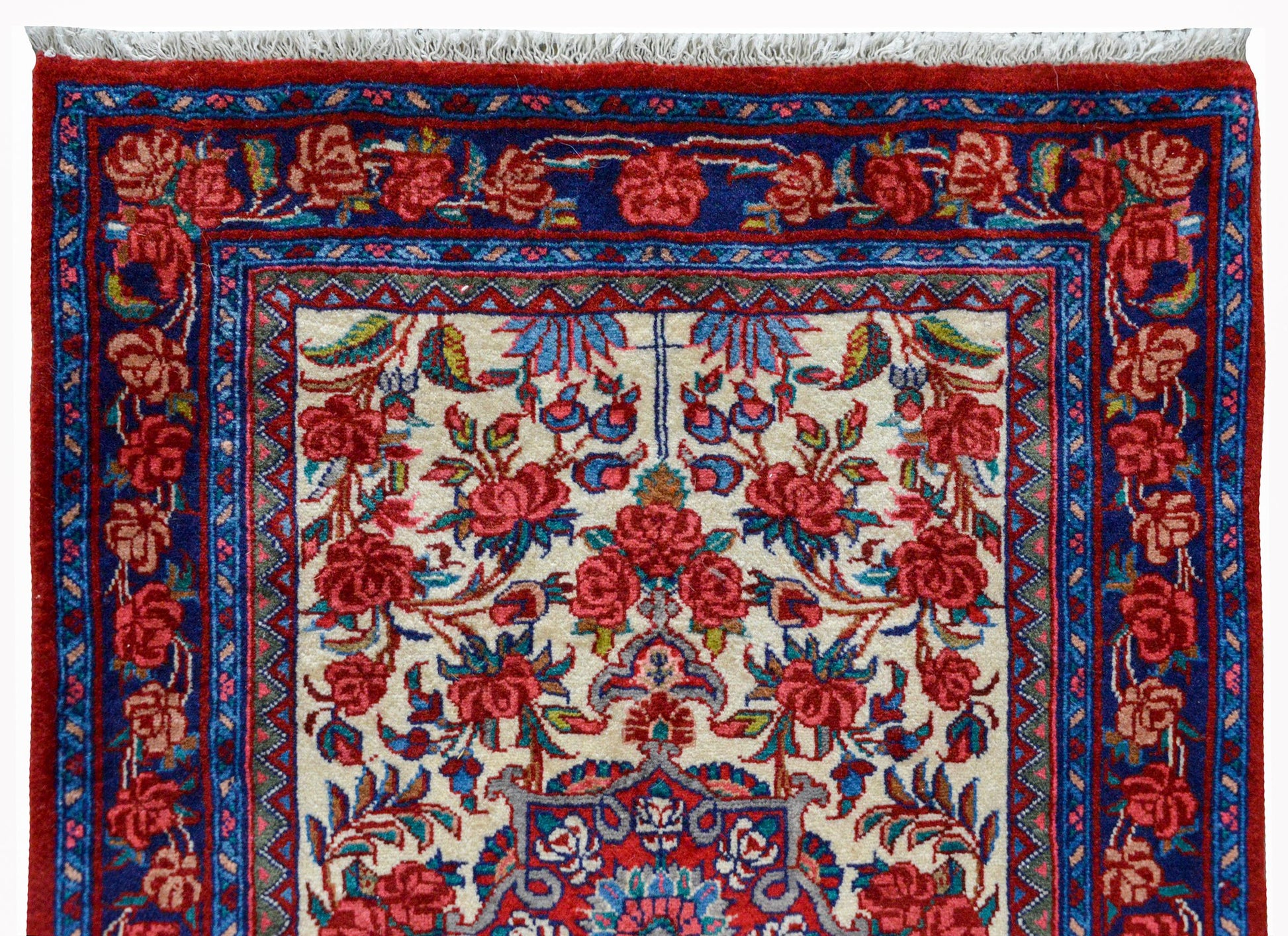 Wonderful Vintage Persian Bidjar Rug For Sale
