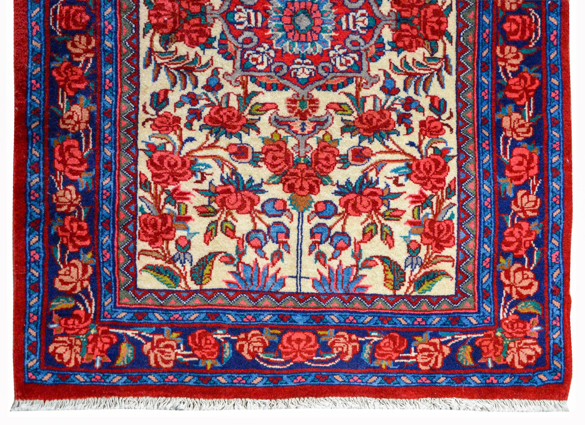 Wonderful Vintage Persian Bidjar Rug For Sale