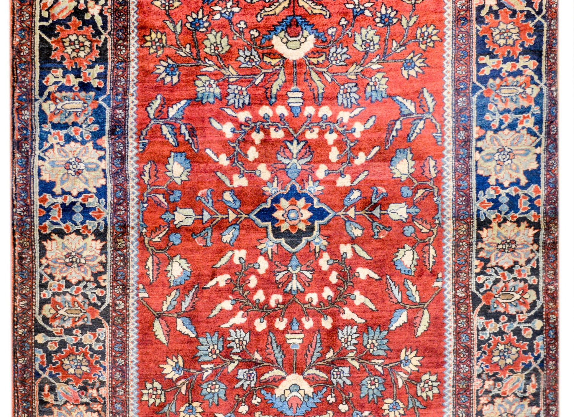 Beautiful Early 20th Century Sarouk Farahan Rug For Sale