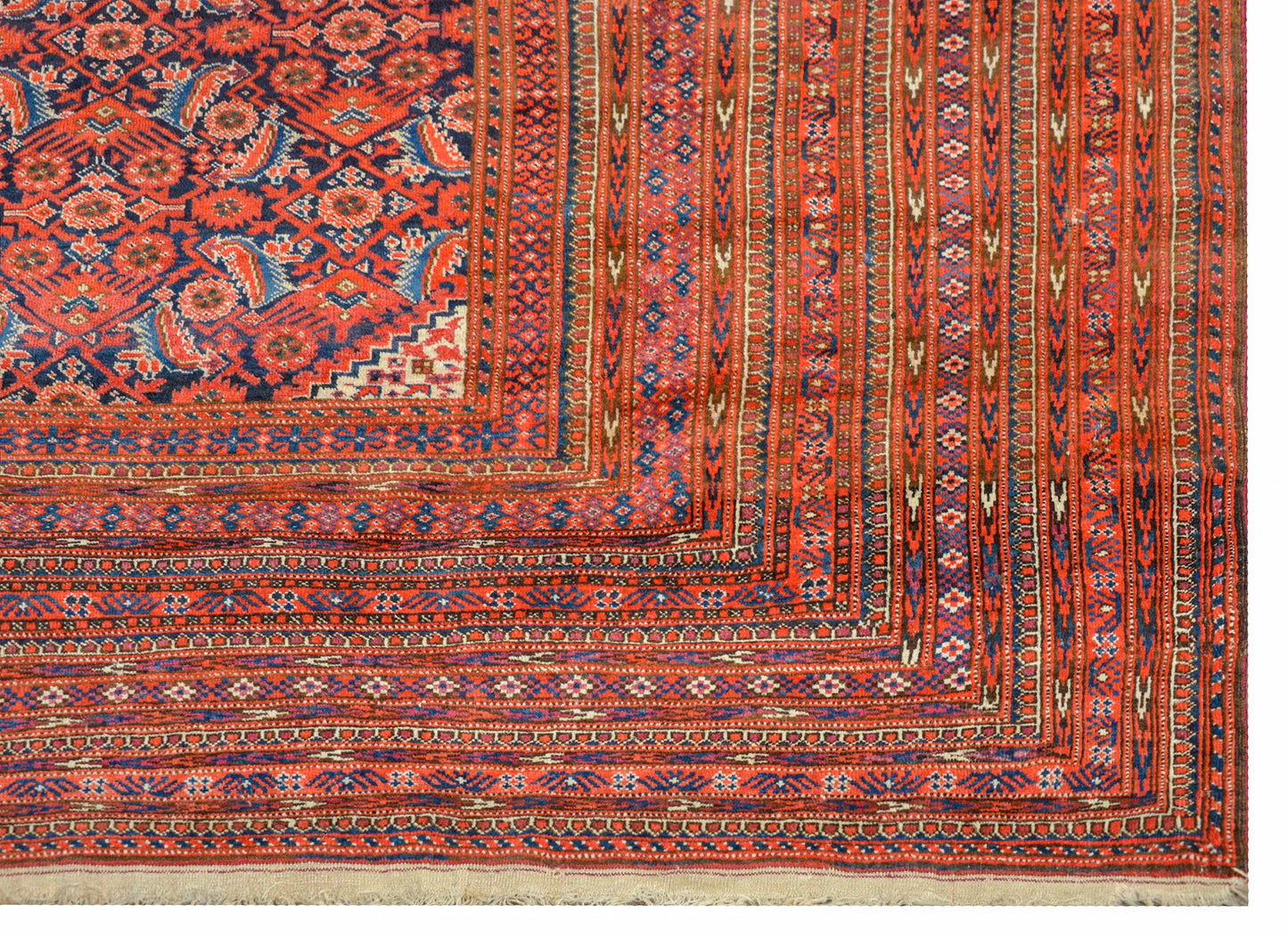 Outstanding Palatial Early 20th Century Bashir Rug For Sale