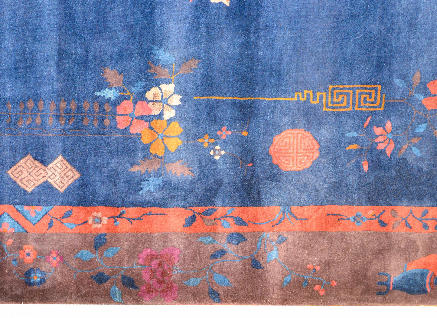 Exquisite Chinese Art Deco Rug For Sale