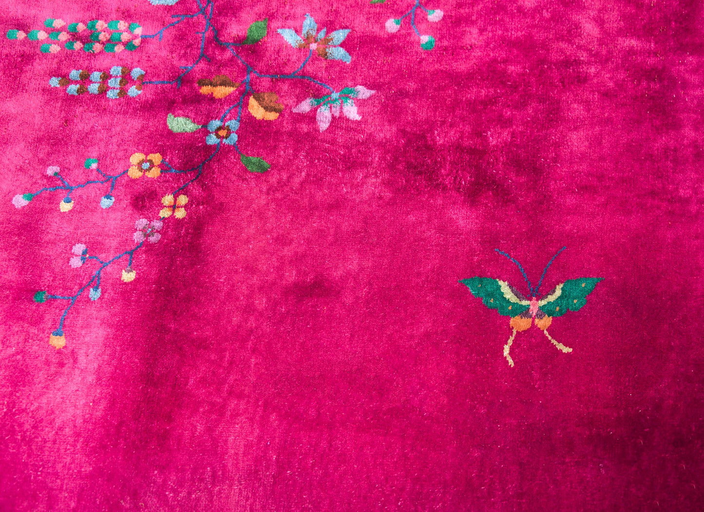 Early 20th Century Chinese Art Deco Rug For Sale