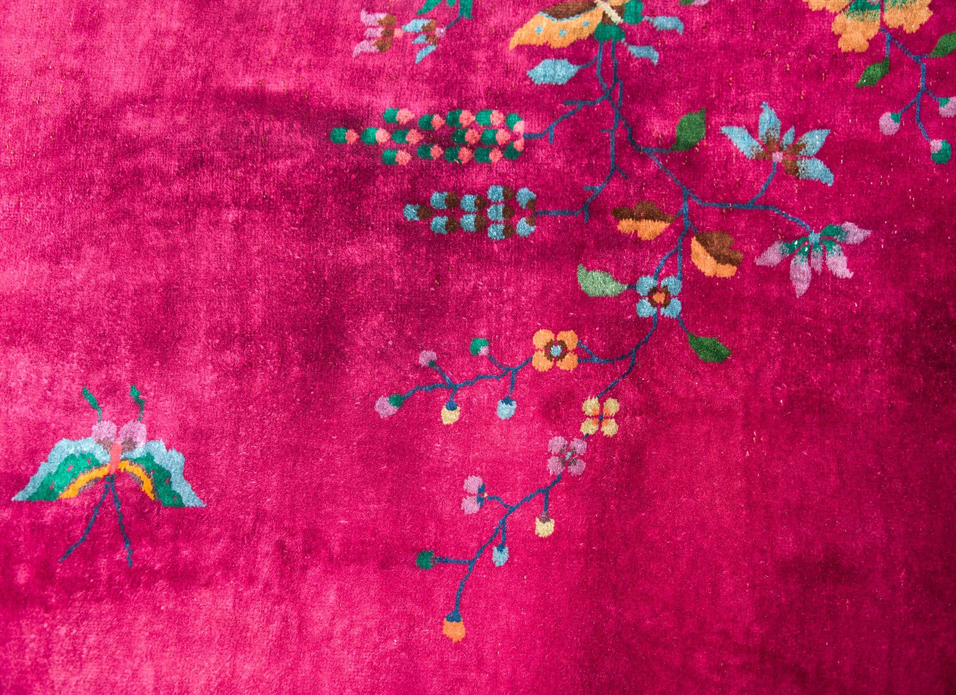 Early 20th Century Chinese Art Deco Rug For Sale