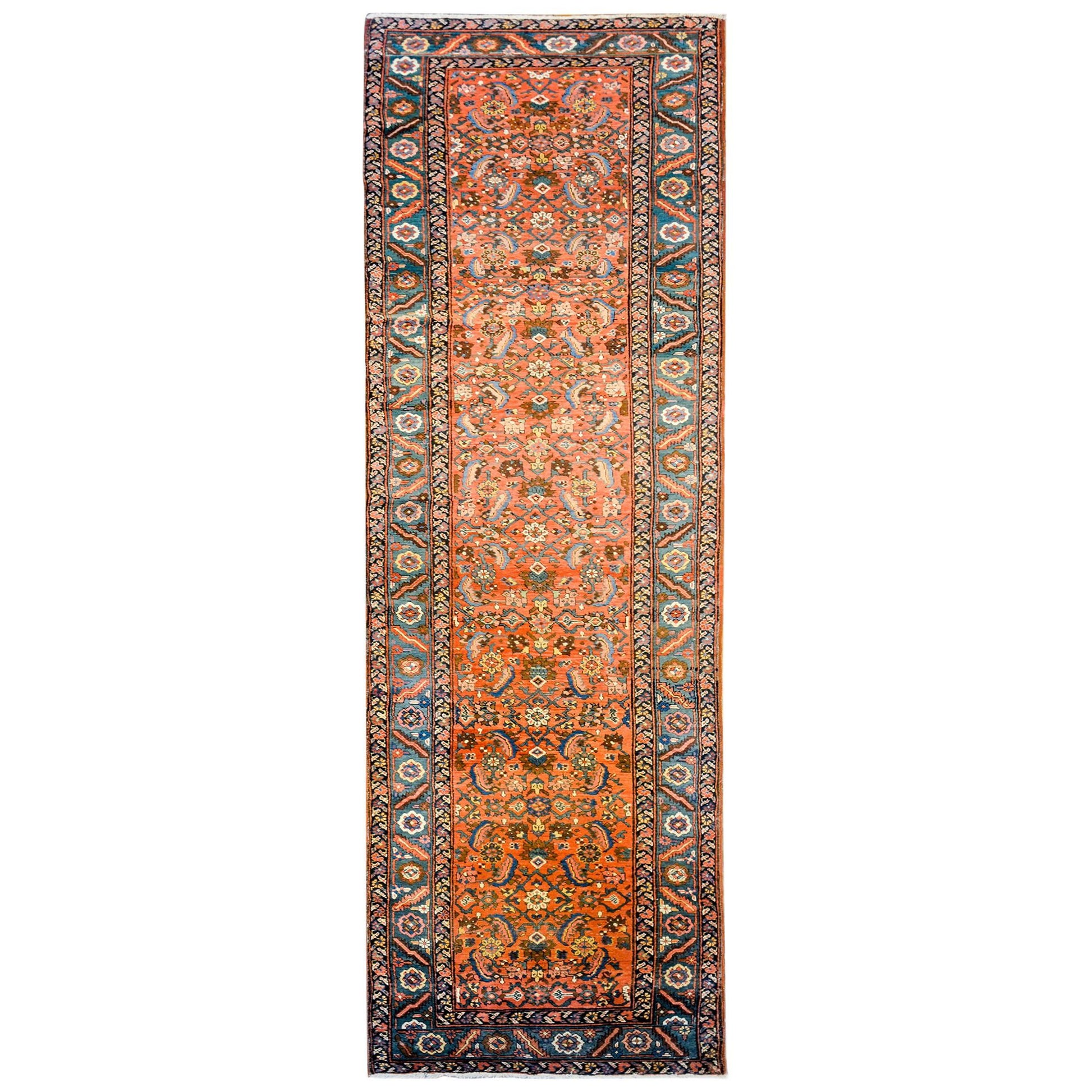 Wonderful Early 20th Century Heriz Runner For Sale