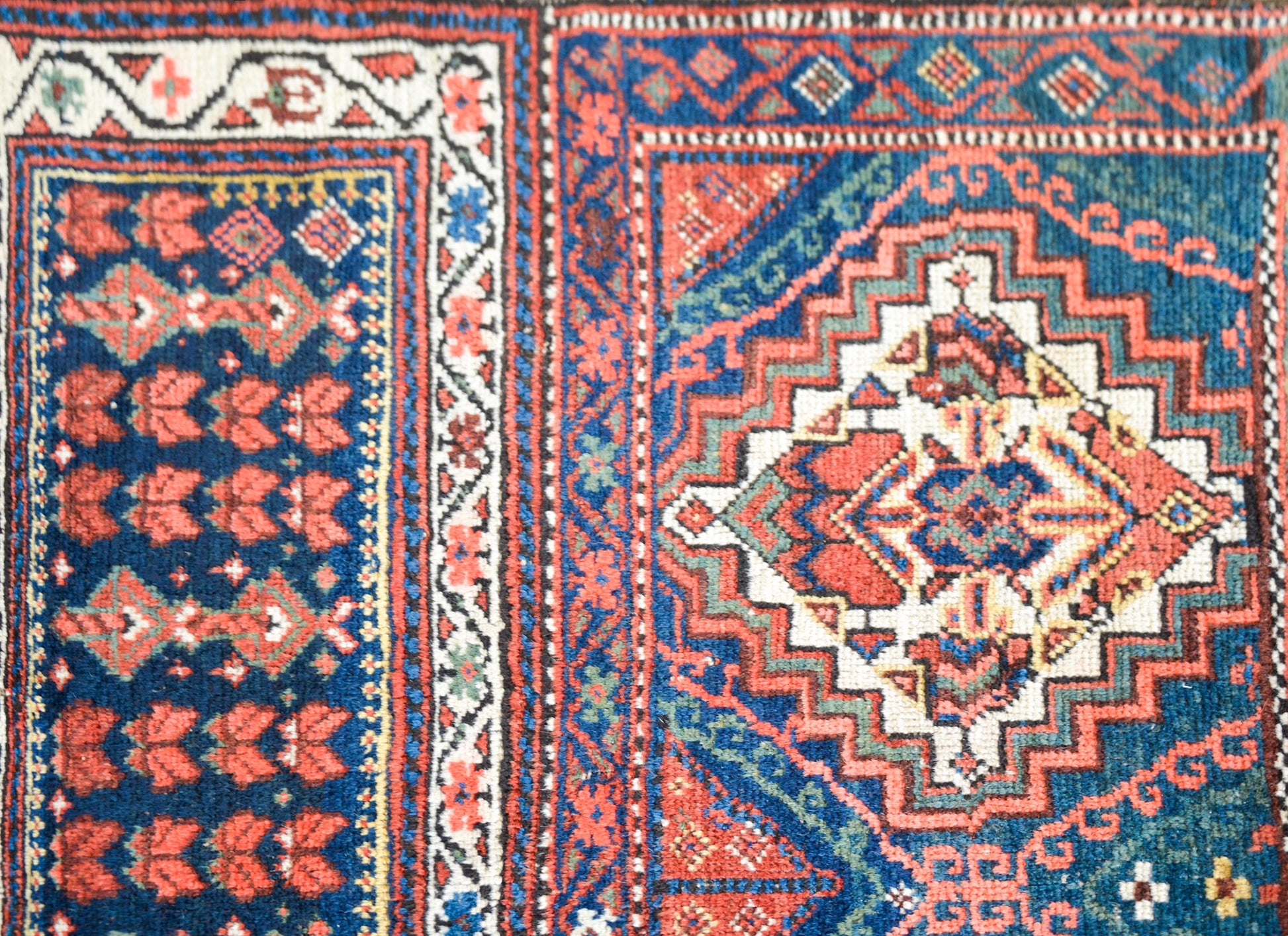Early 20th Century Malayer Bag Face Rug For Sale