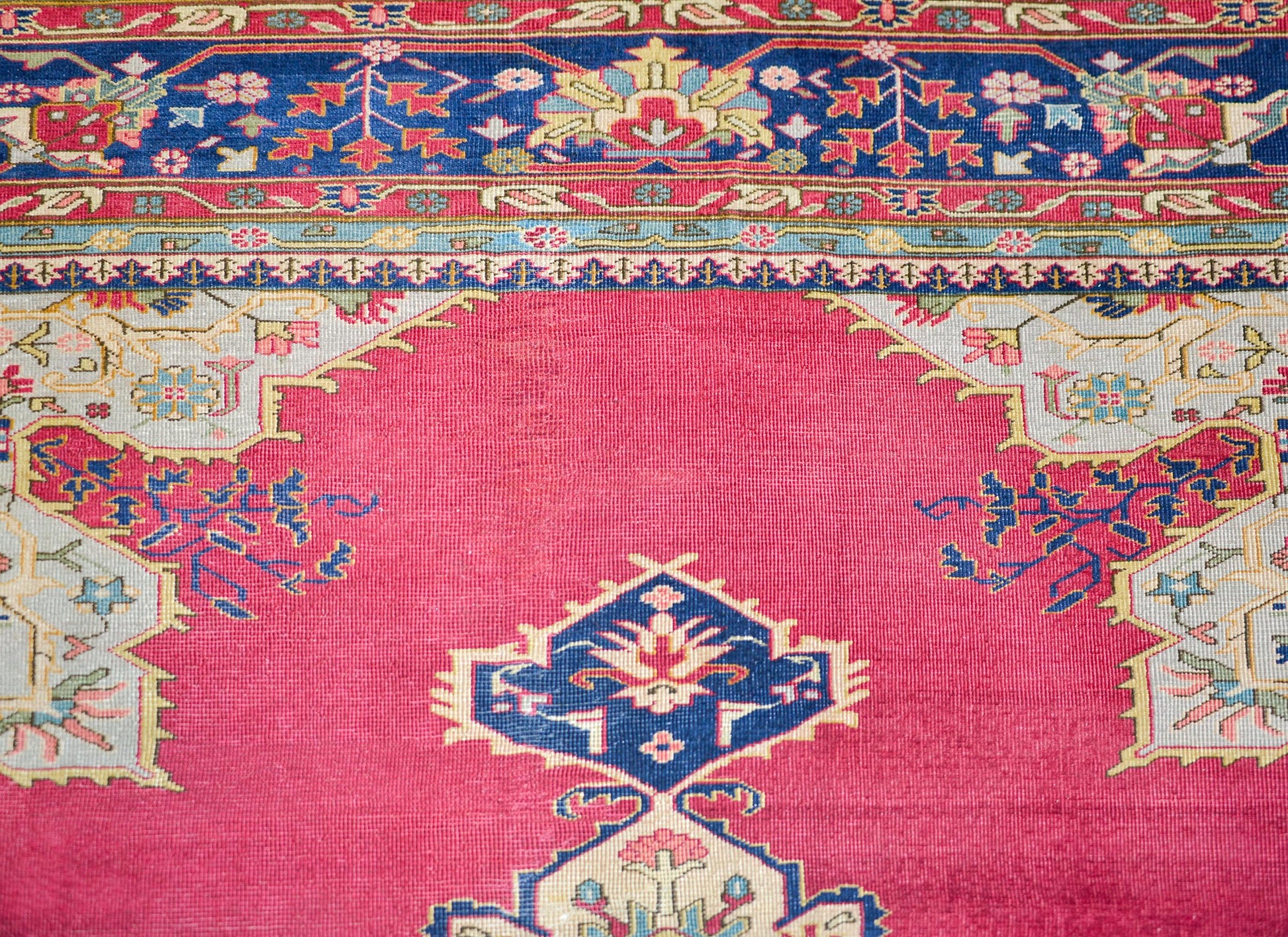 Early 20th Century Turkish Sparta Serapi Rug For Sale