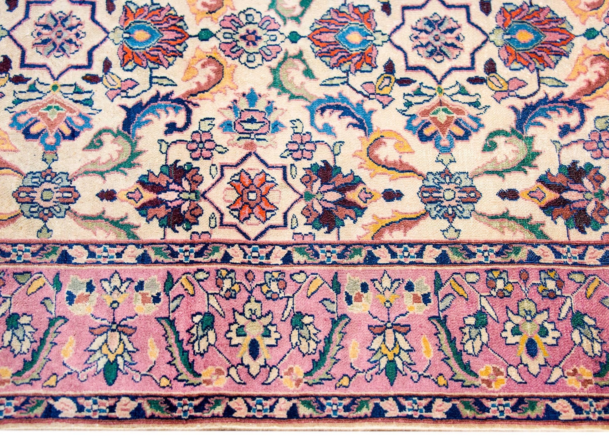 Beautiful Early 20th Century Agra Rug For Sale