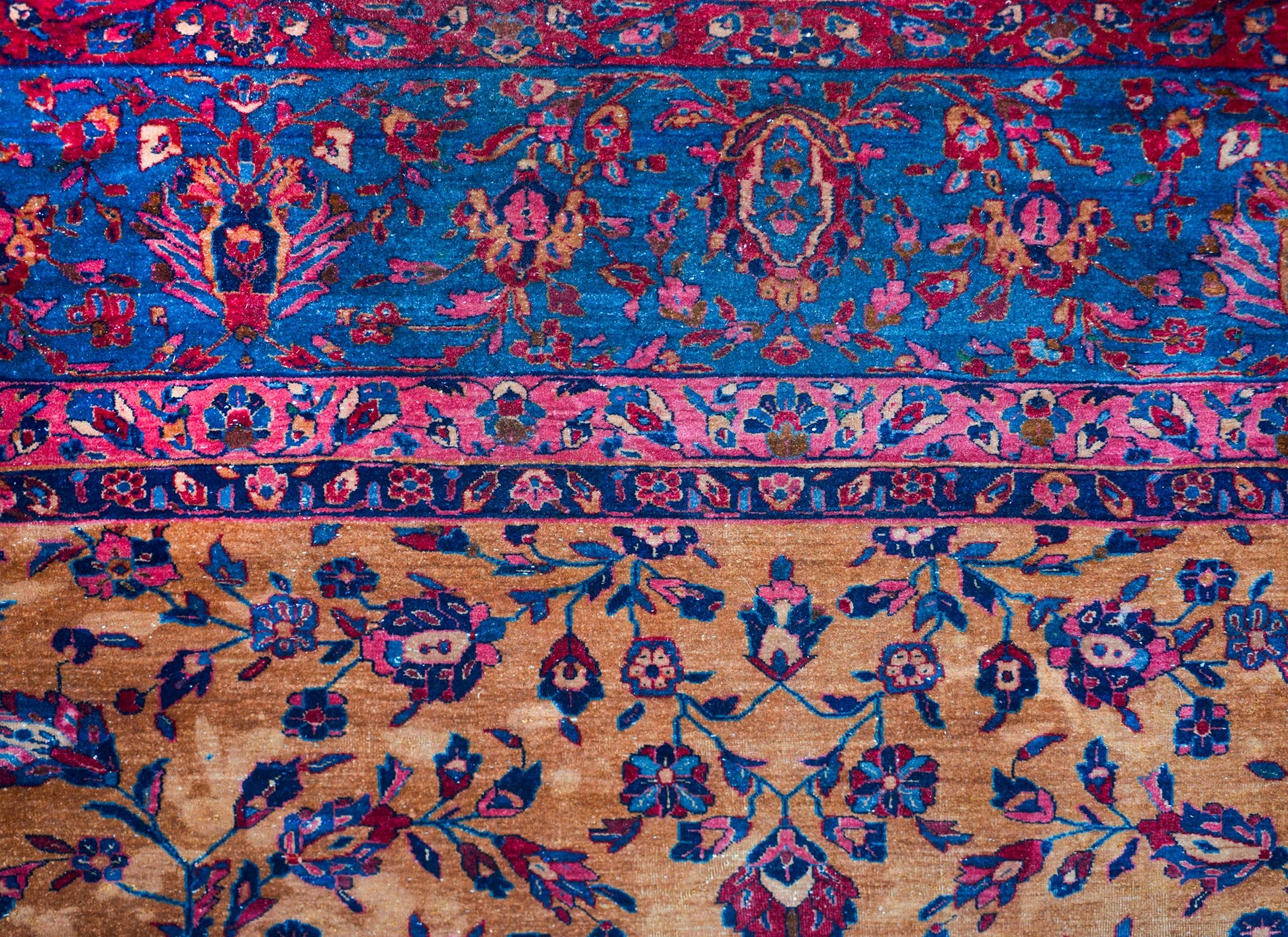 Early 20th Century Persian Kashan Rug For Sale