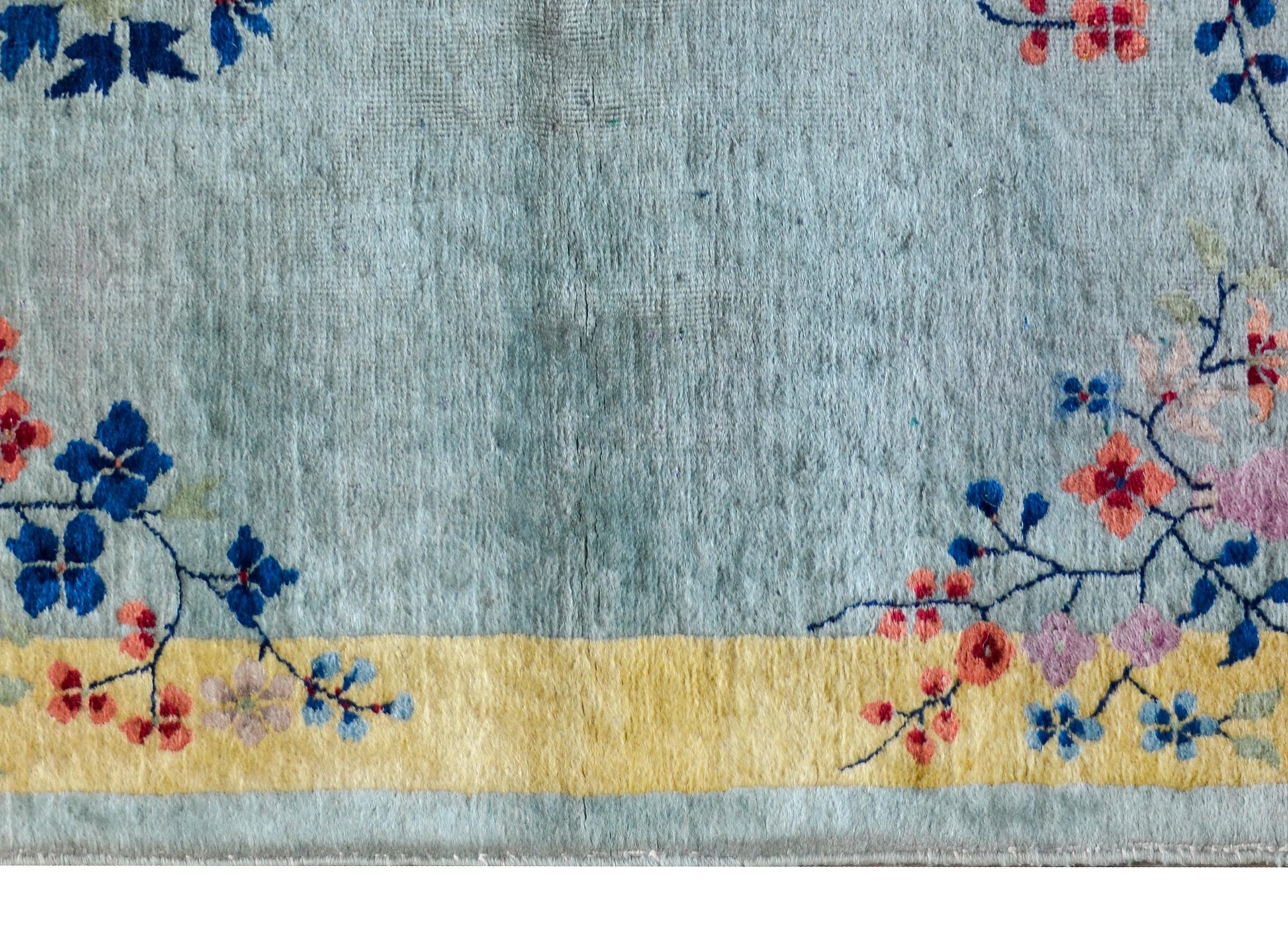 Early 20th Century Chinese Art Deco Rug For Sale