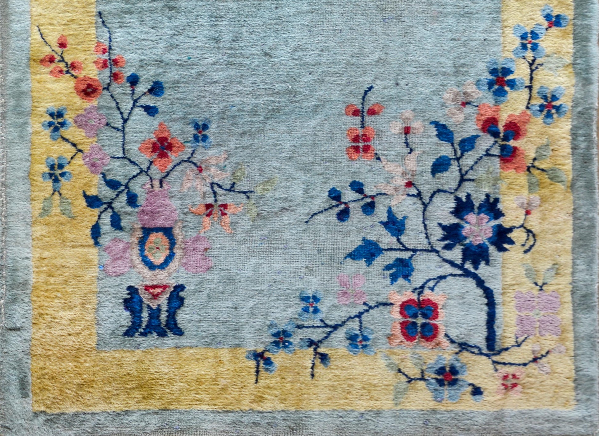 Early 20th Century Chinese Art Deco Rug For Sale