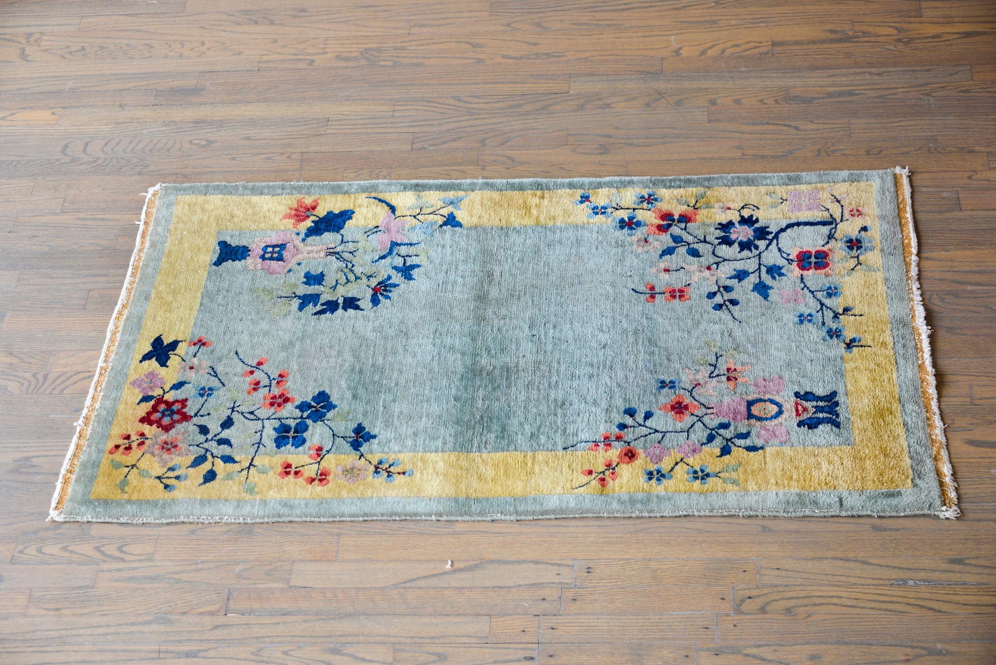 Early 20th Century Chinese Art Deco Rug For Sale