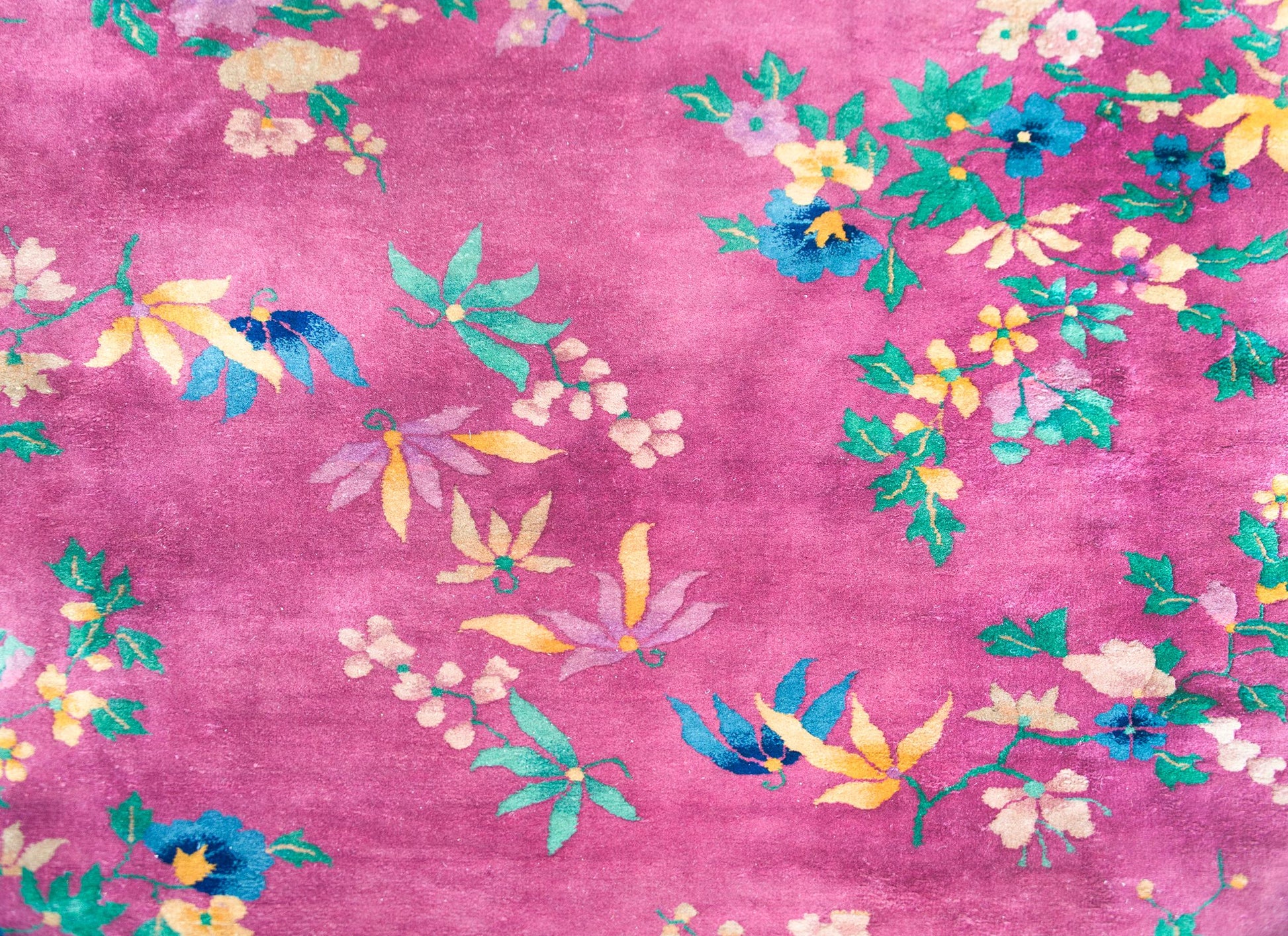 Early 20th Century Chinese Art Deco Rug For Sale